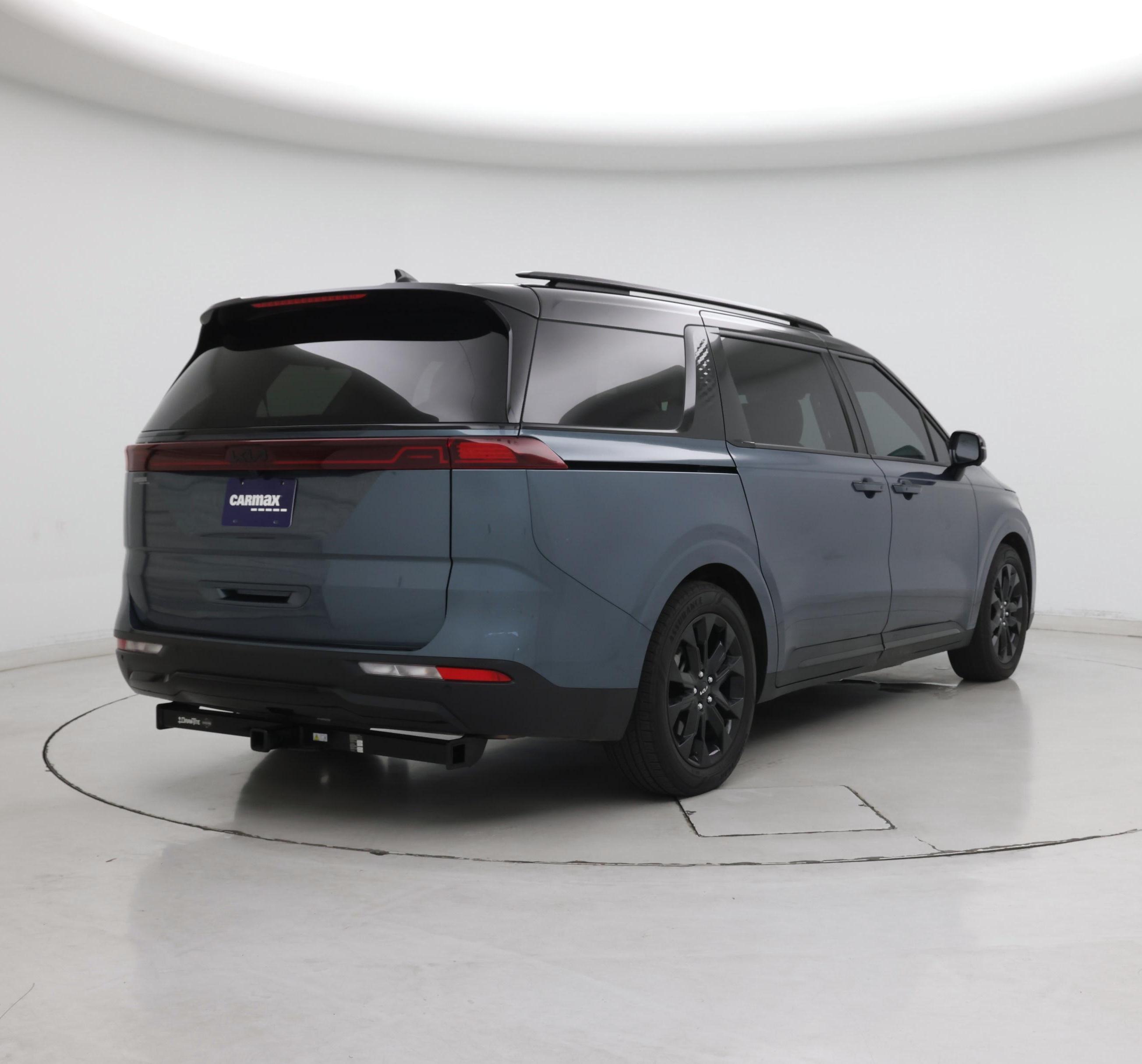 Thumbnail: 2024 Kia Carnival - 8