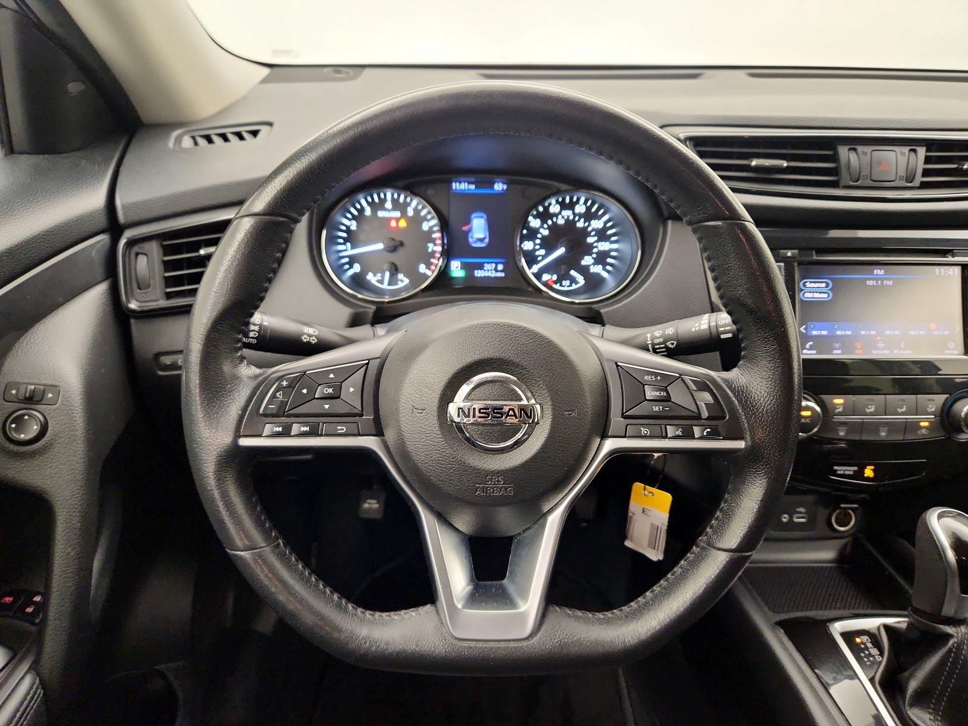 Thumbnail: 2019 Nissan Rogue - 10