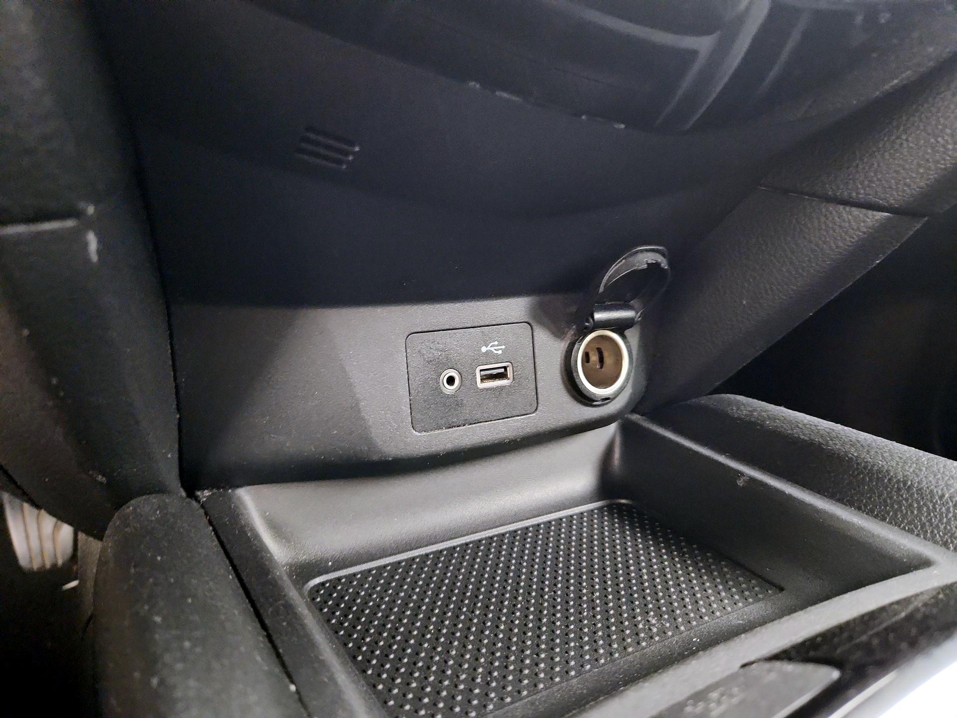 Thumbnail: 2019 Nissan Rogue - 18