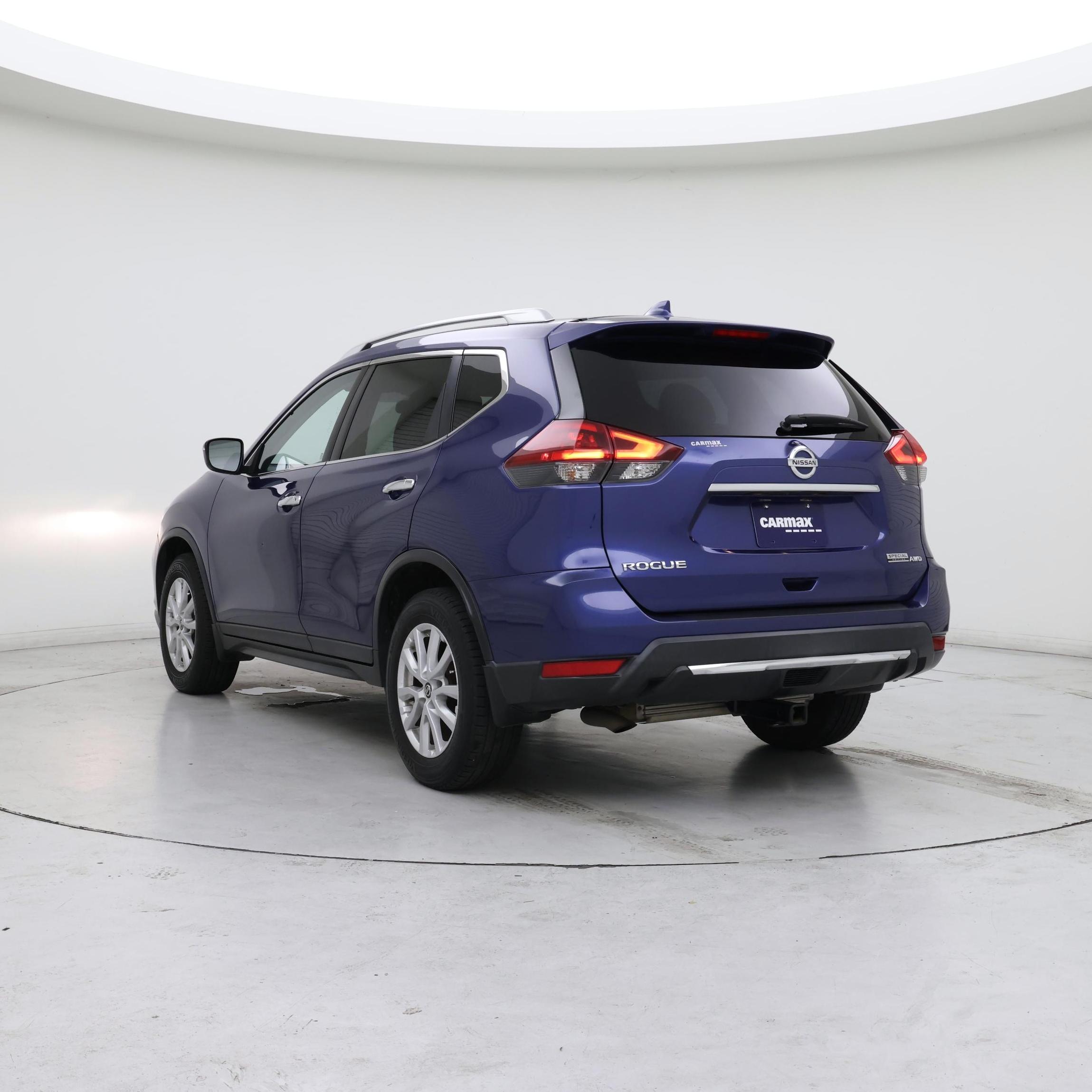Thumbnail: 2019 Nissan Rogue - 2