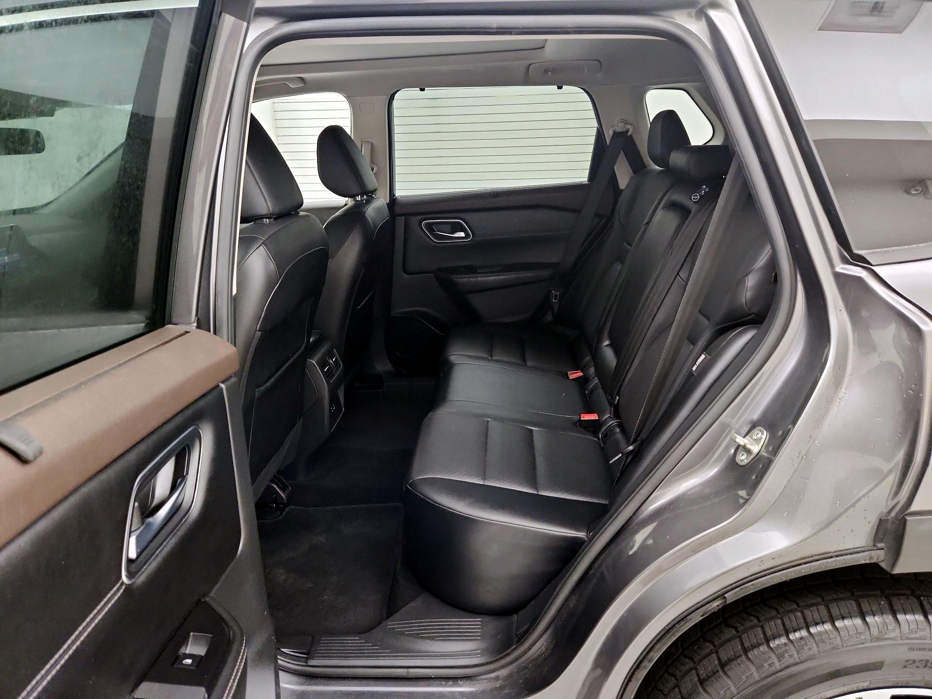 Thumbnail: 2021 Nissan Rogue - 20
