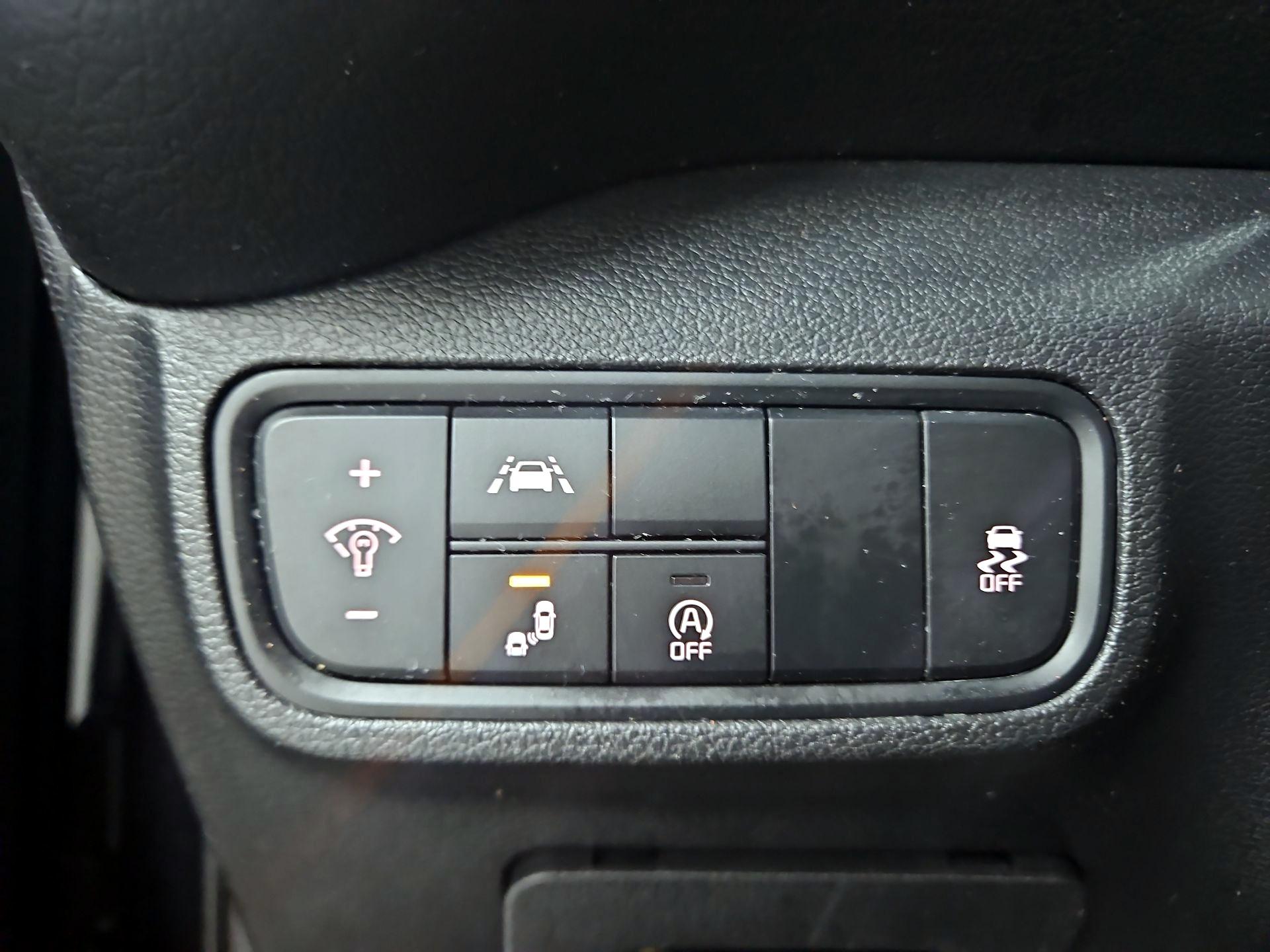 Thumbnail: 2020 Kia Soul - 13