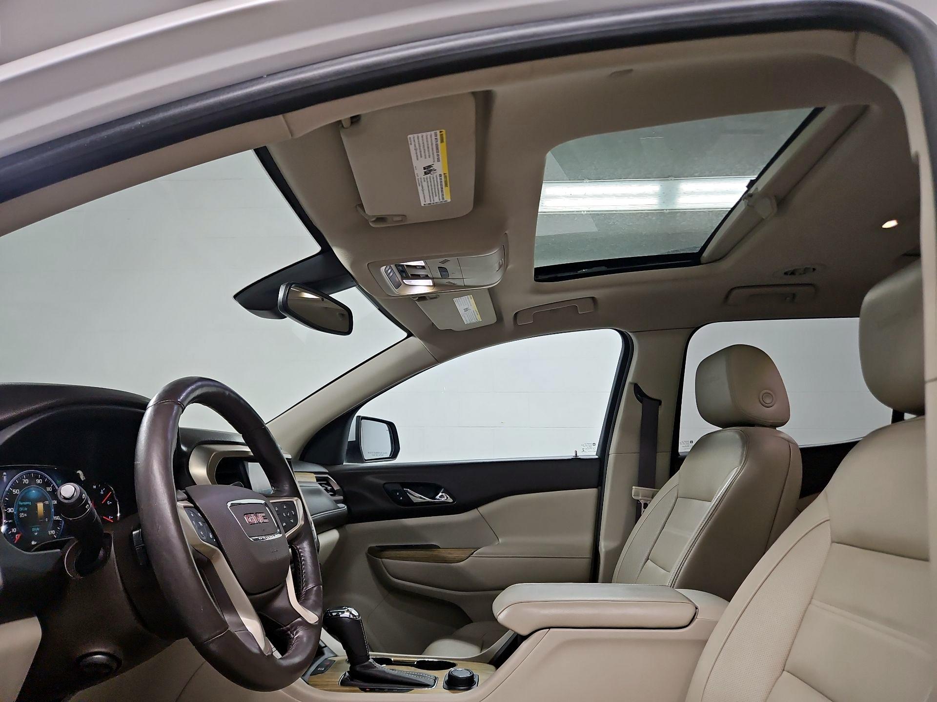 Thumbnail: 2017 GMC Acadia - 20
