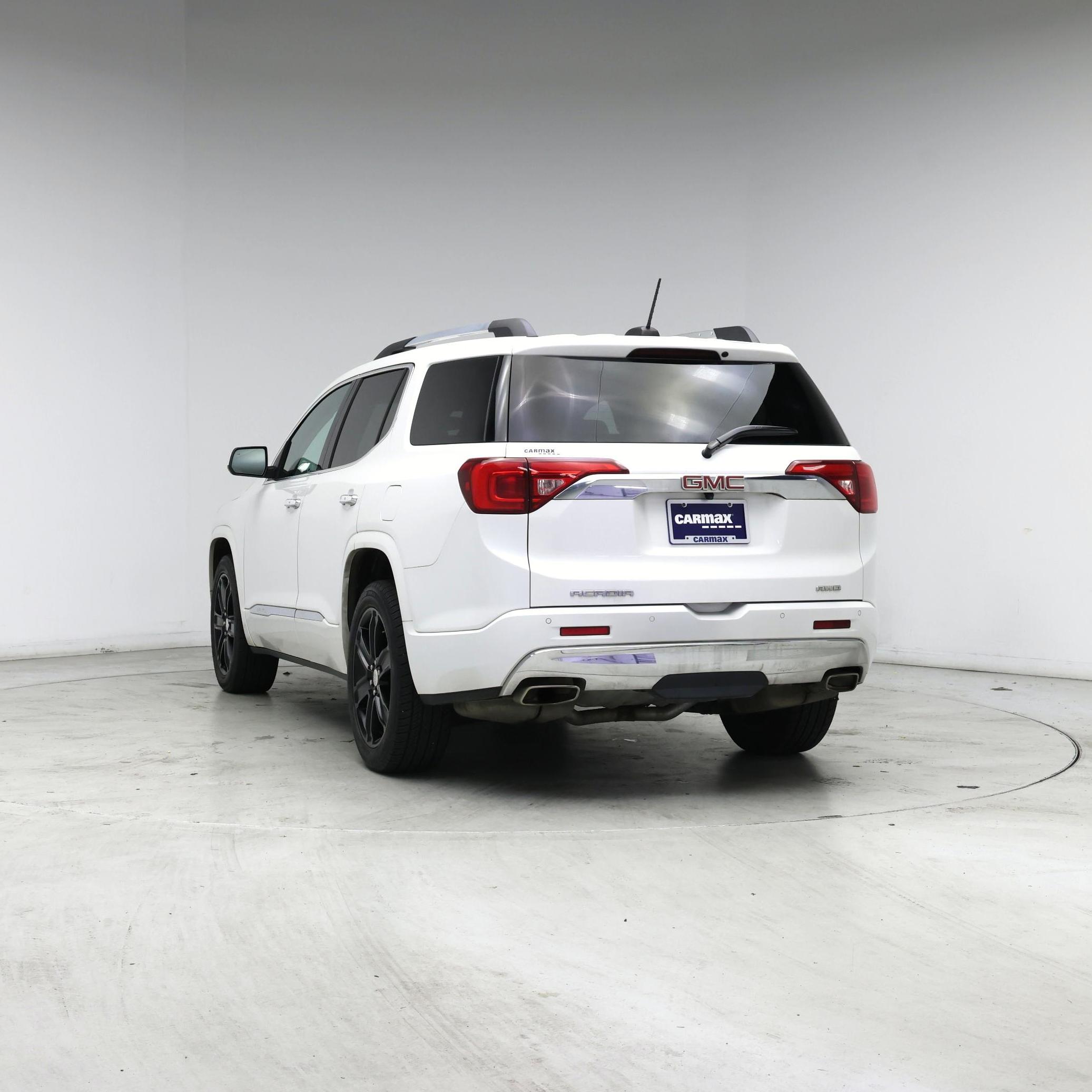 Thumbnail: 2017 GMC Acadia - 6