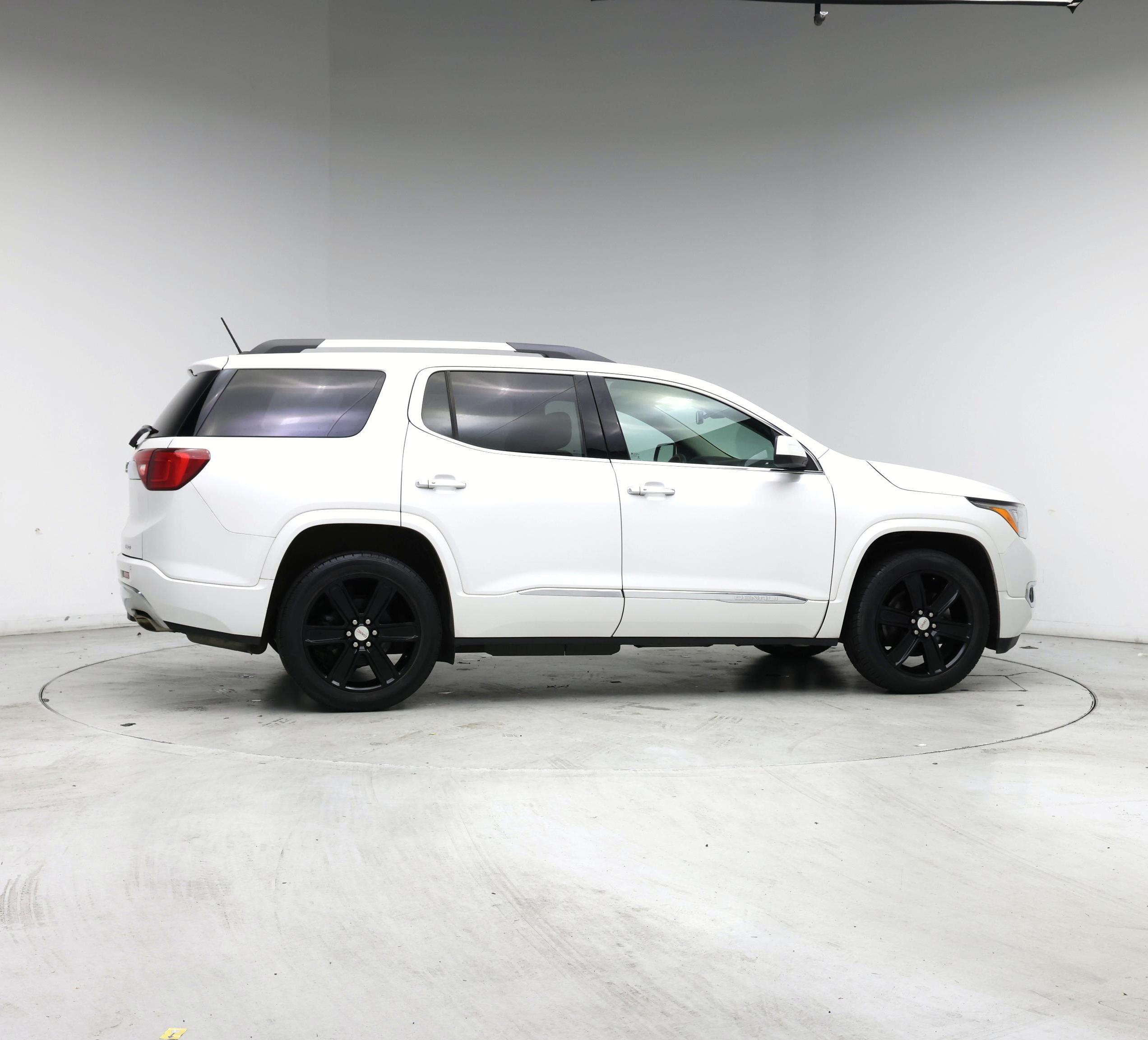 Thumbnail: 2017 GMC Acadia - 7