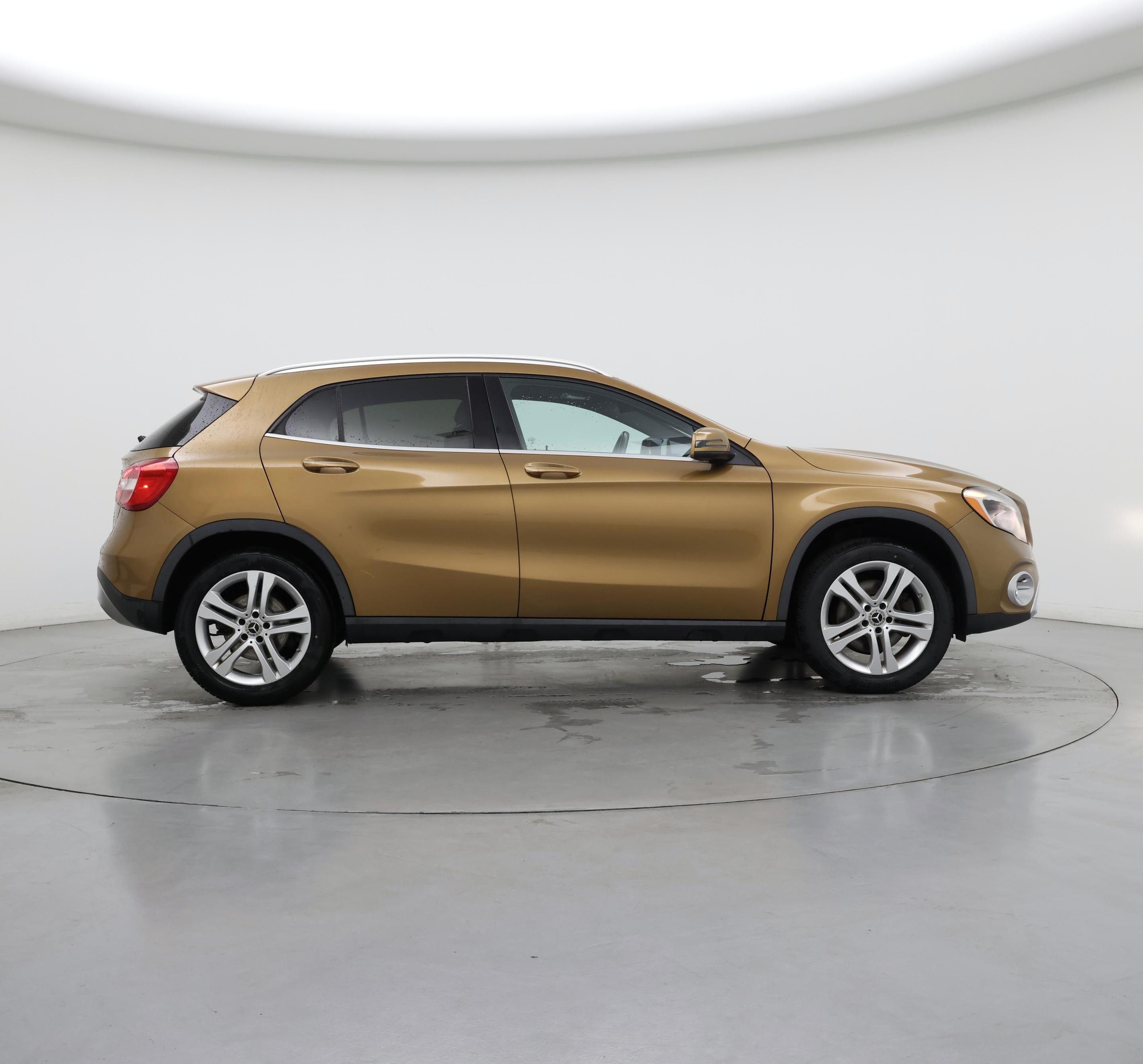 Thumbnail: 2018 Mercedes-Benz GLA - 7