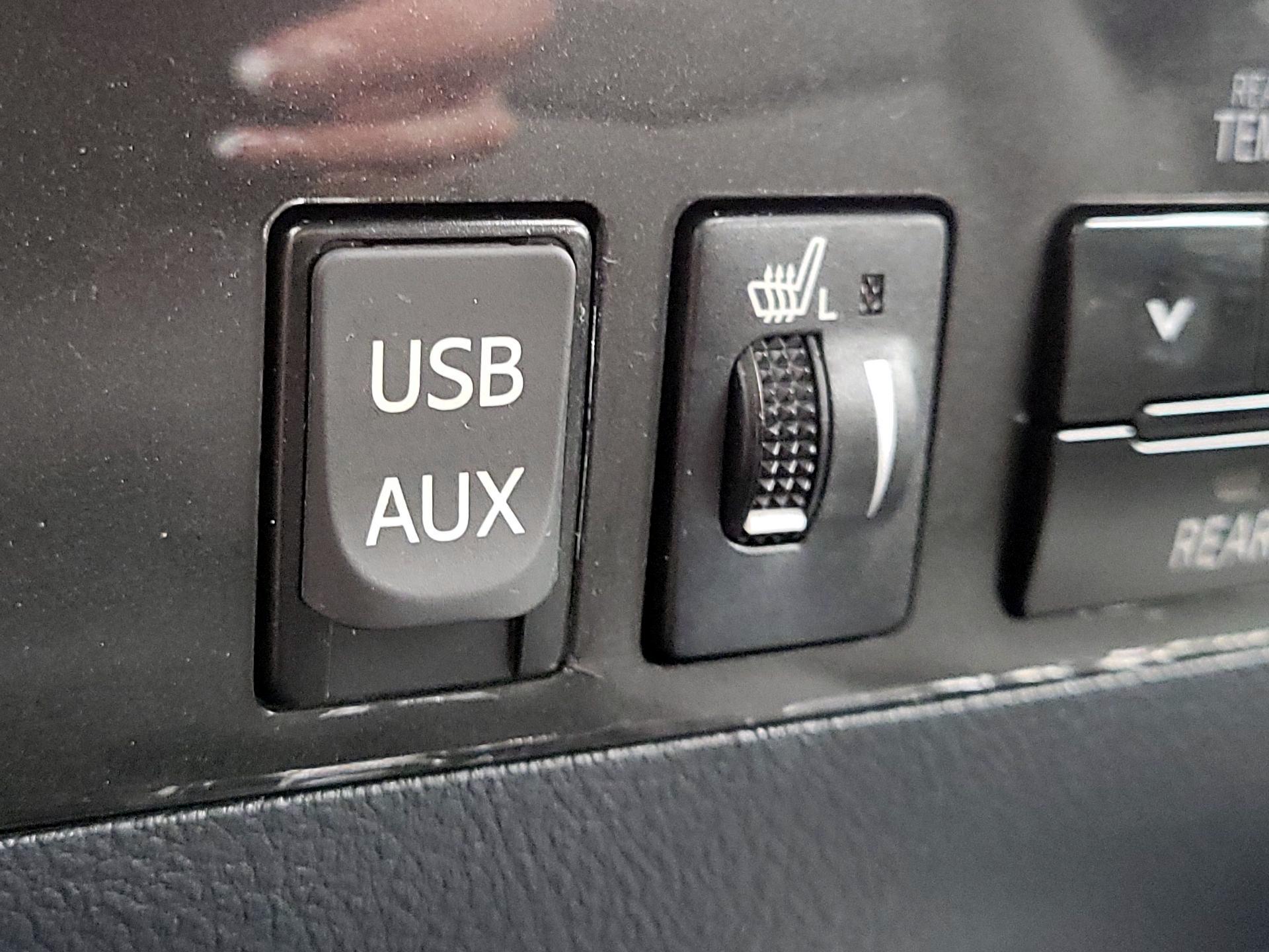 Thumbnail: 2019 Toyota Sequoia - 19