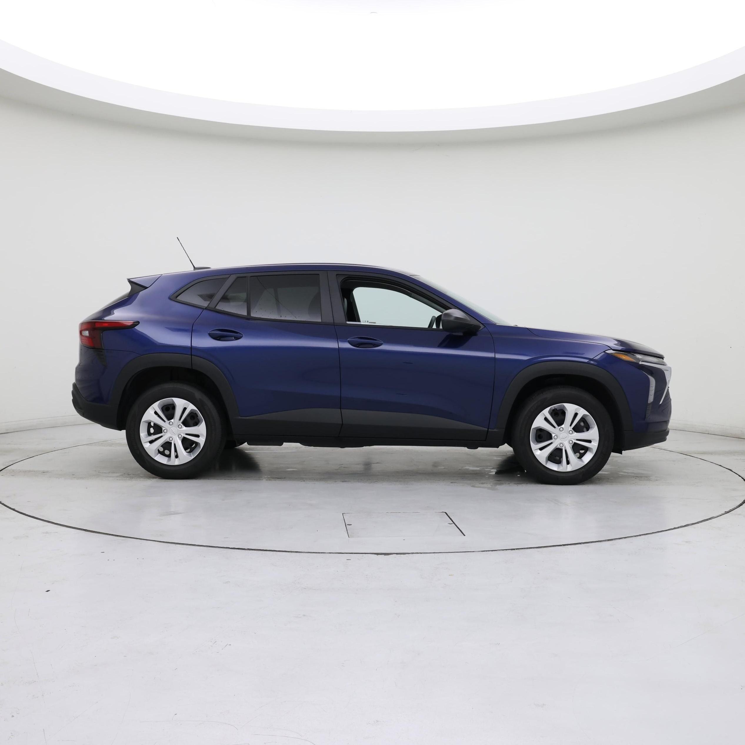 Thumbnail: 2024 Chevrolet Trax - 7