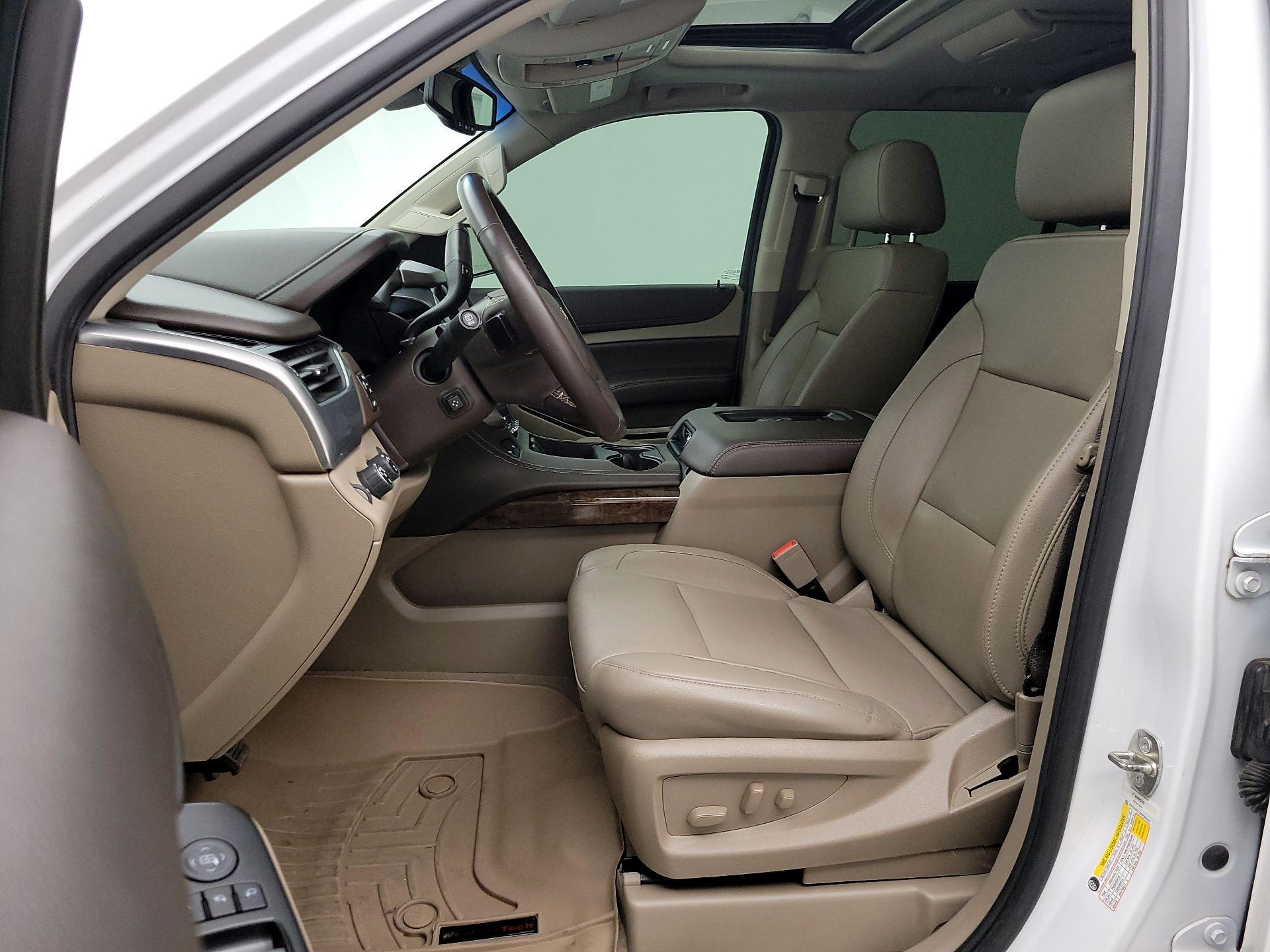 Thumbnail: 2019 Chevrolet Tahoe - 11