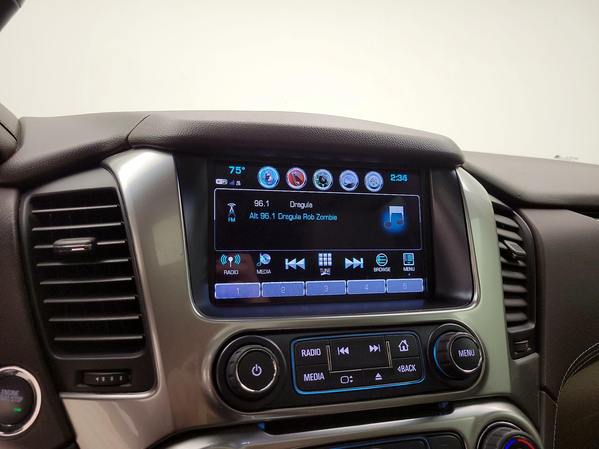 Thumbnail: 2019 Chevrolet Tahoe - 16