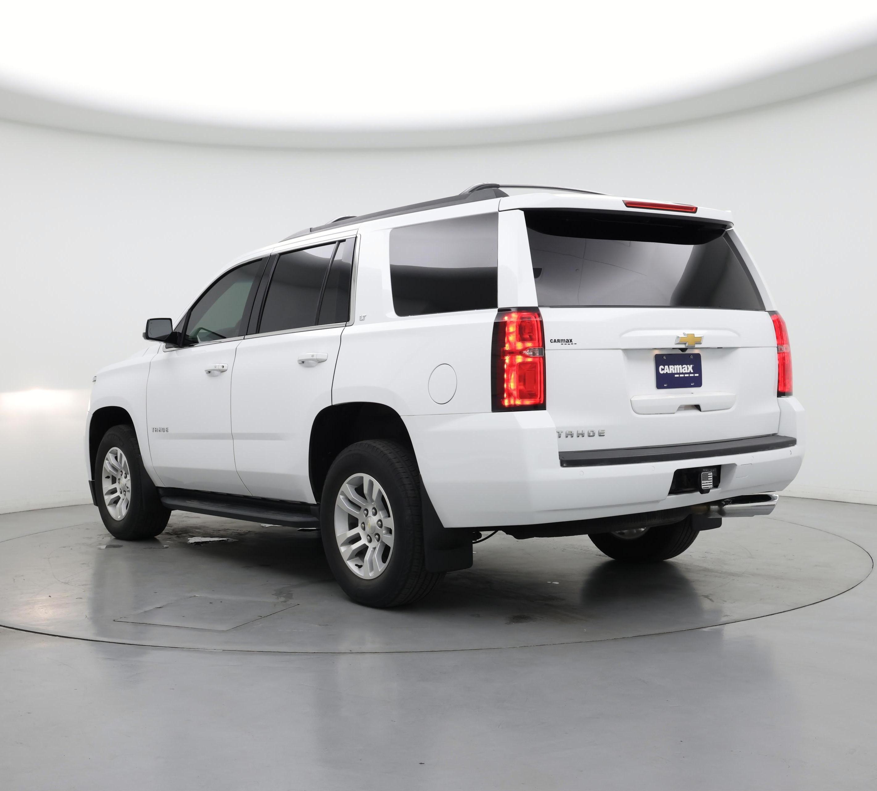 Thumbnail: 2019 Chevrolet Tahoe - 2