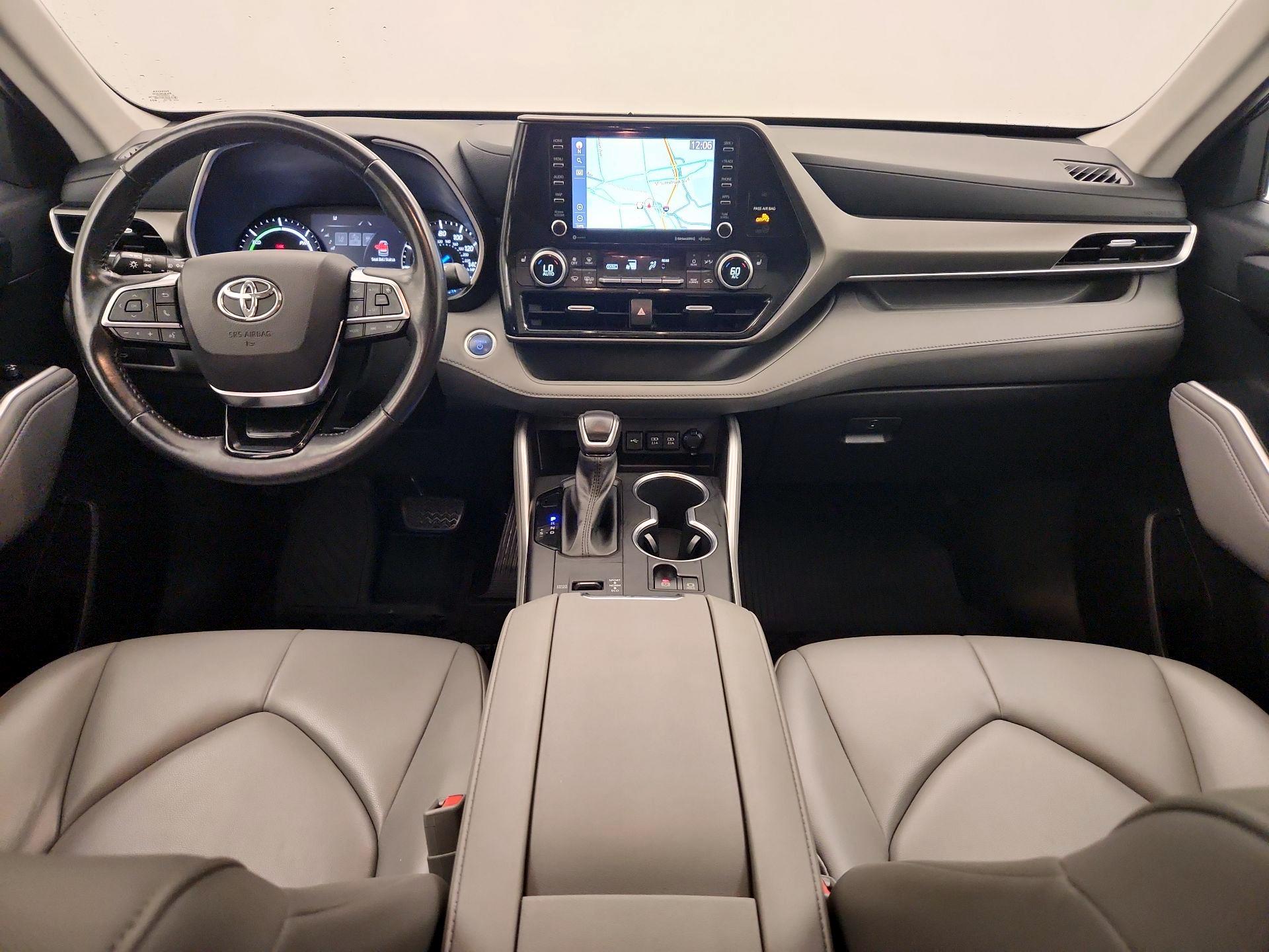 Thumbnail: 2021 Toyota Highlander - 9