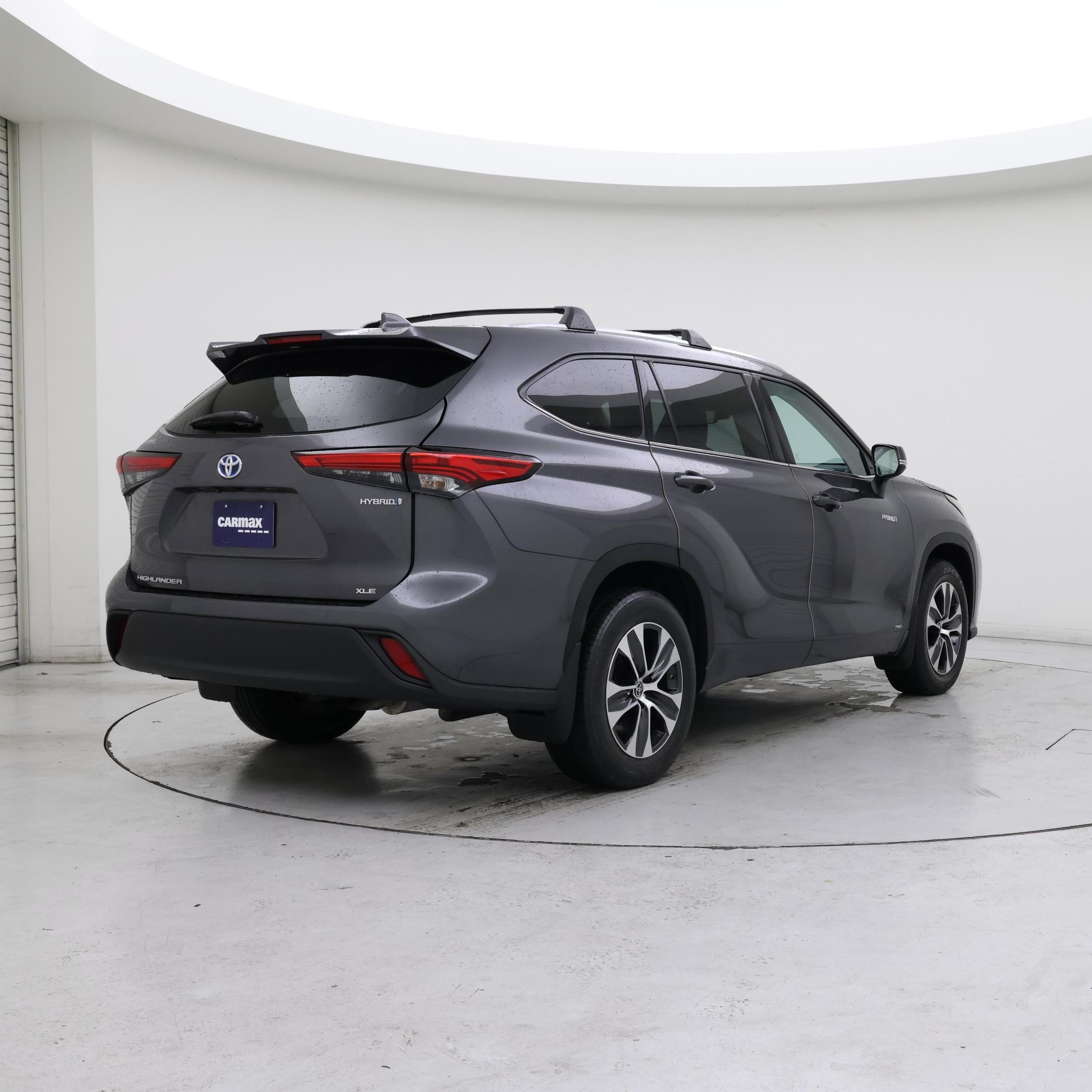 Thumbnail: 2021 Toyota Highlander - 8