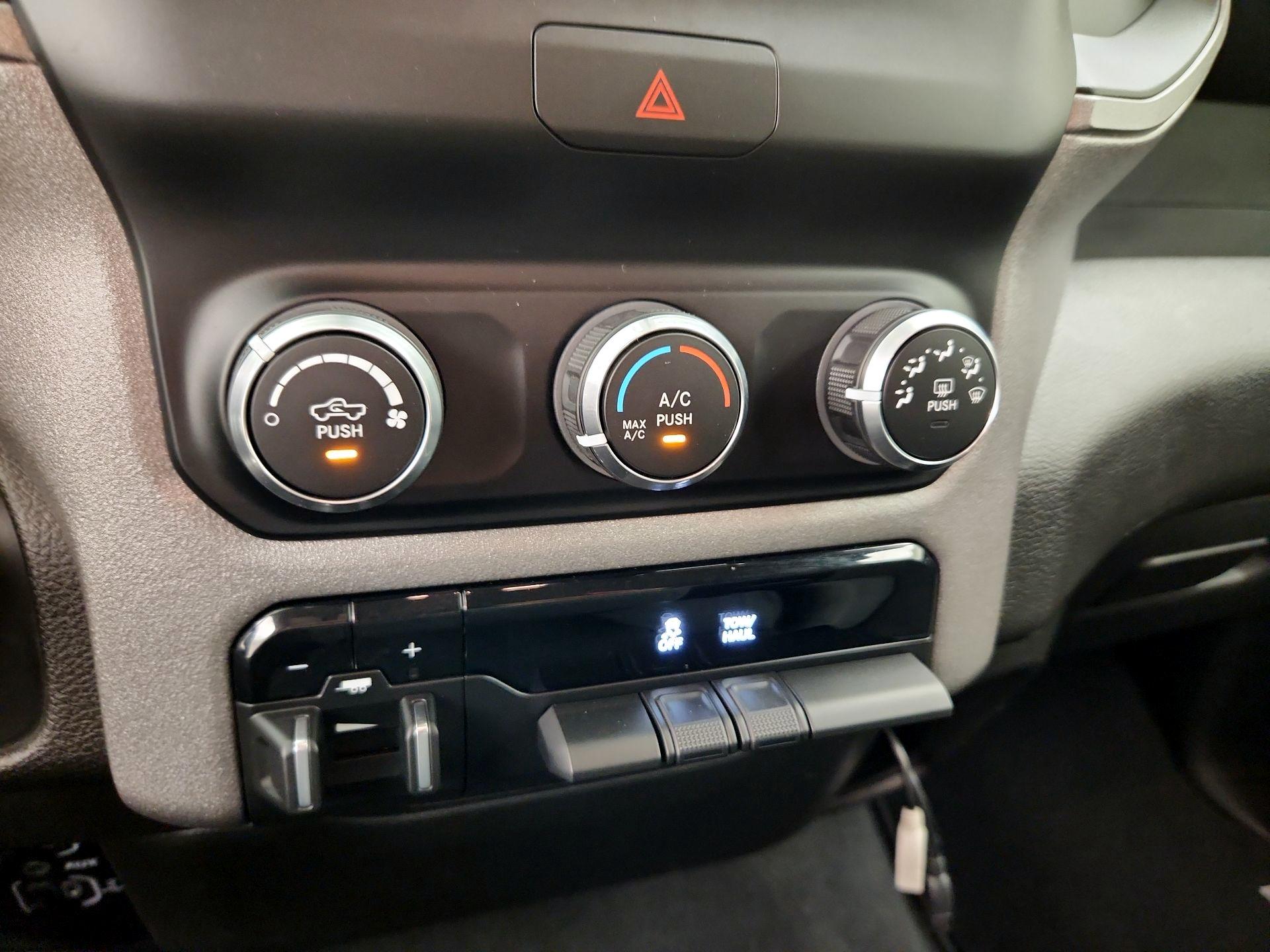 Thumbnail: 2019 RAM 1500 - 17