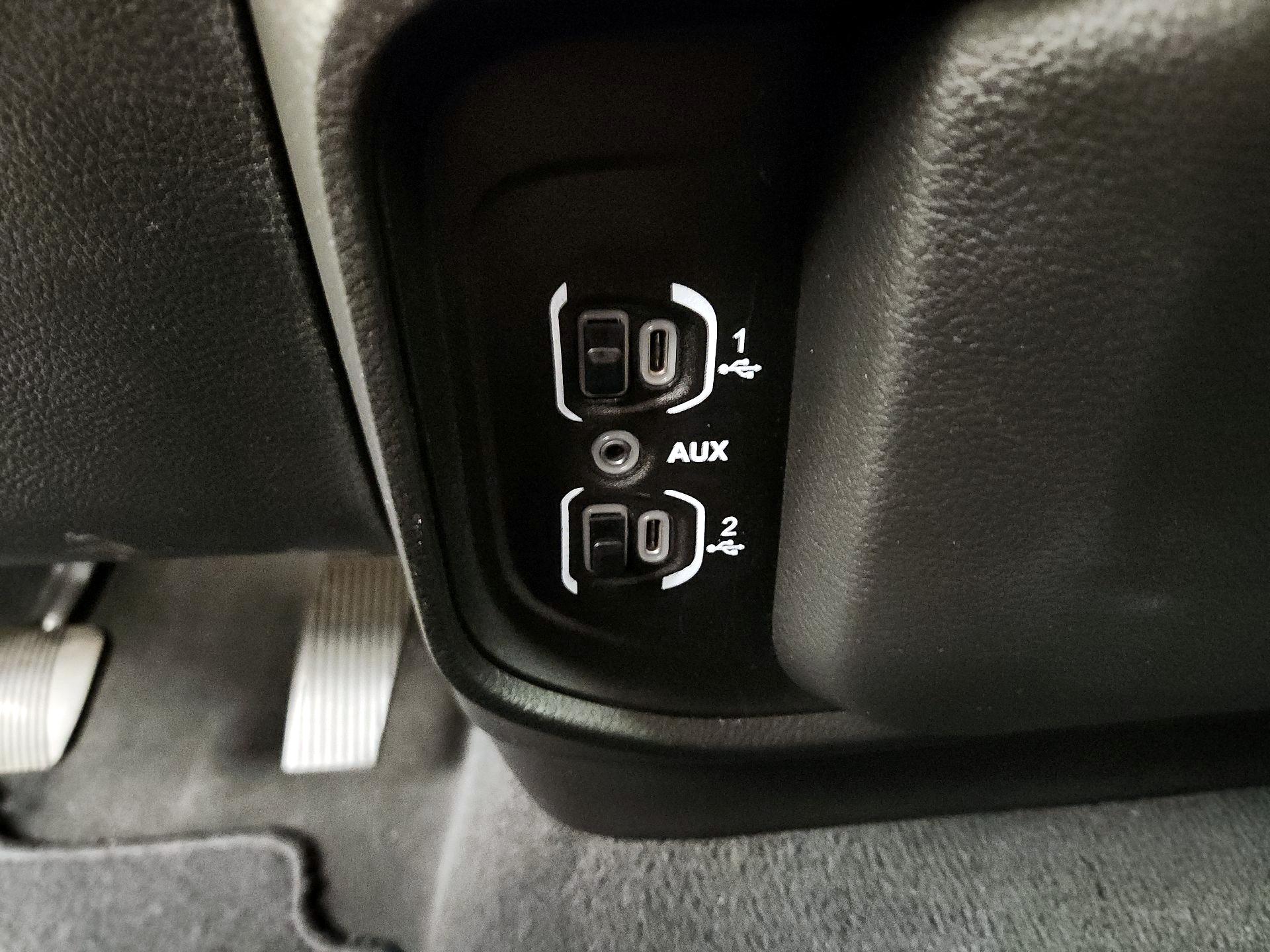 Thumbnail: 2019 RAM 1500 - 19