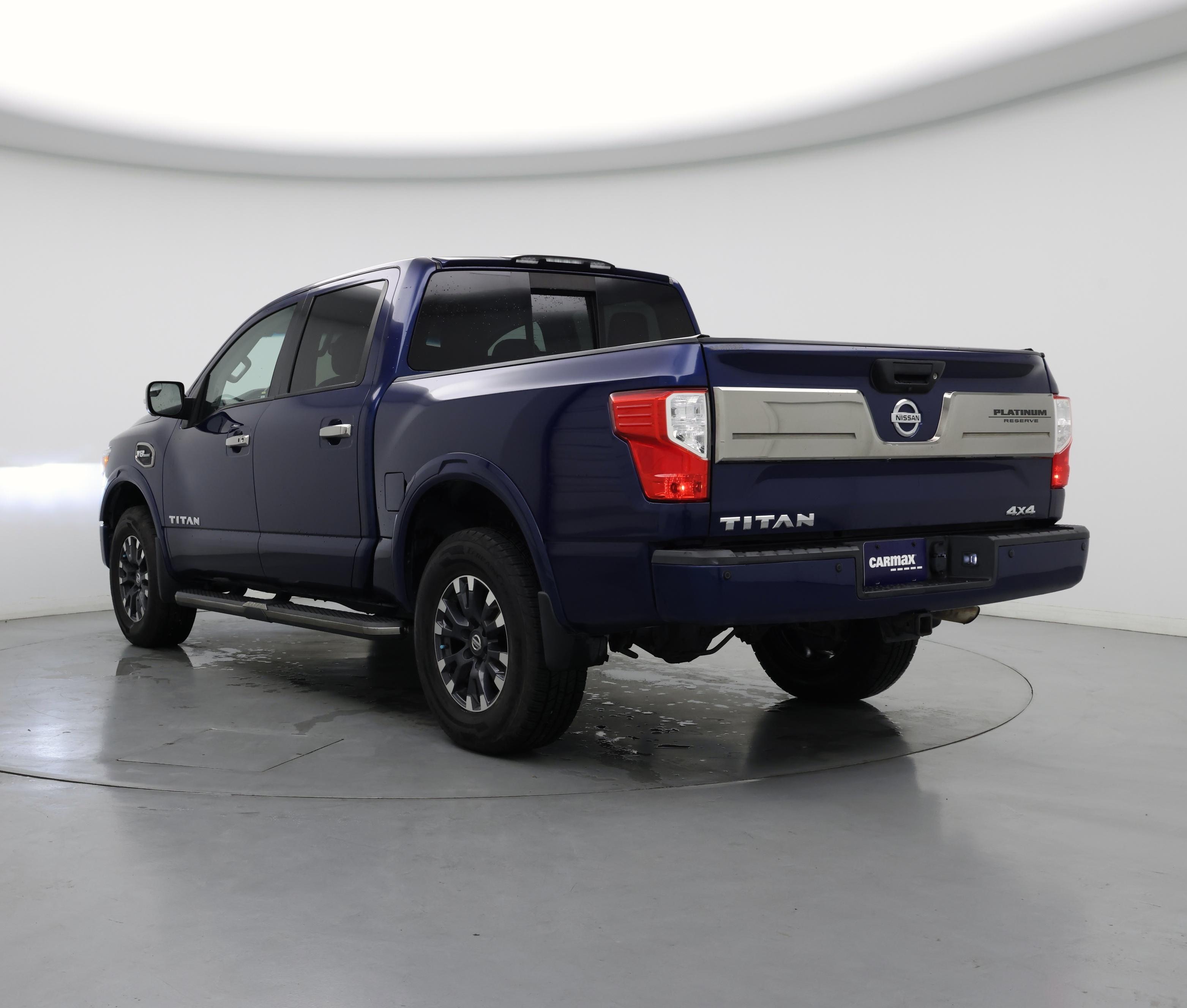 Thumbnail: 2017 Nissan Titan - 2