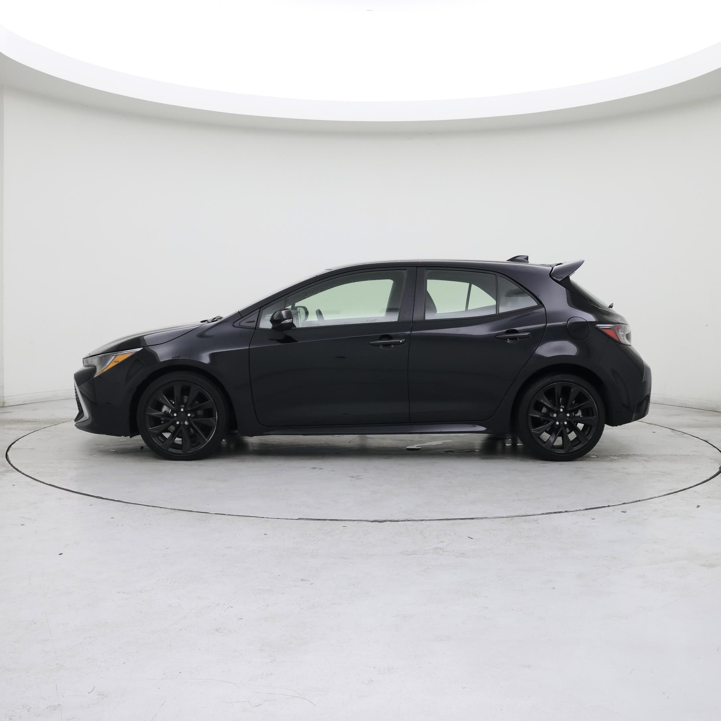 Thumbnail: 2021 Toyota Corolla - 3
