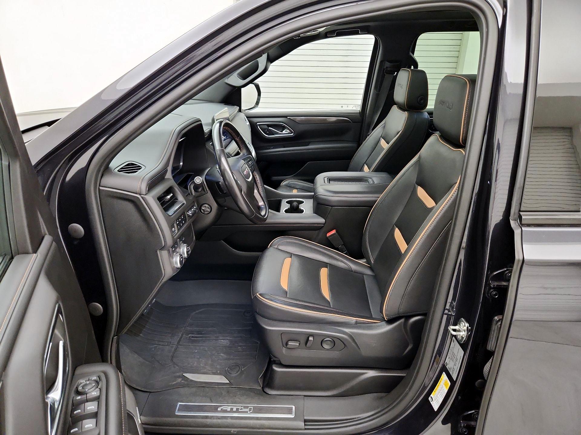 Thumbnail: 2023 GMC Yukon XL - 11