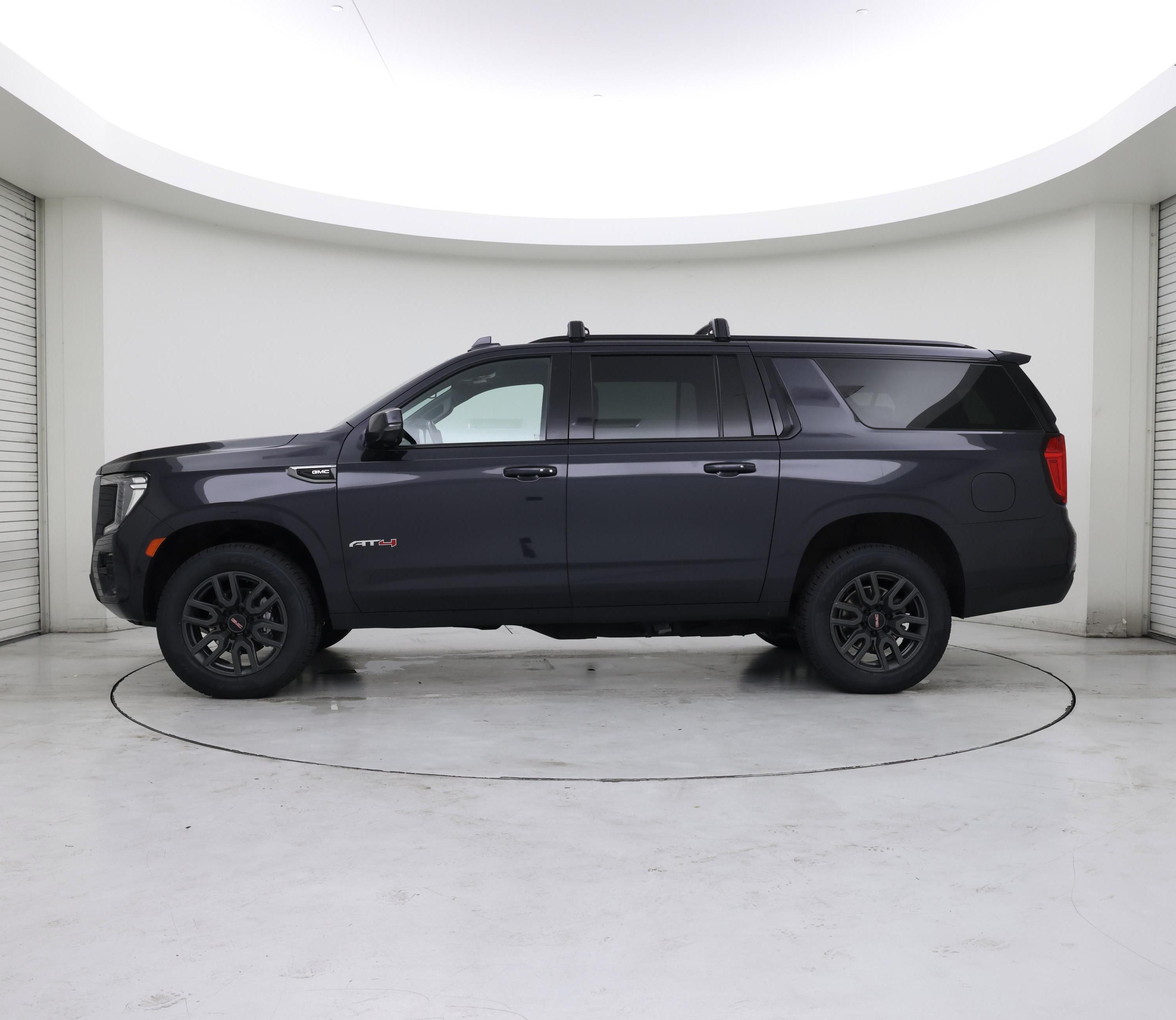 Thumbnail: 2023 GMC Yukon XL - 3
