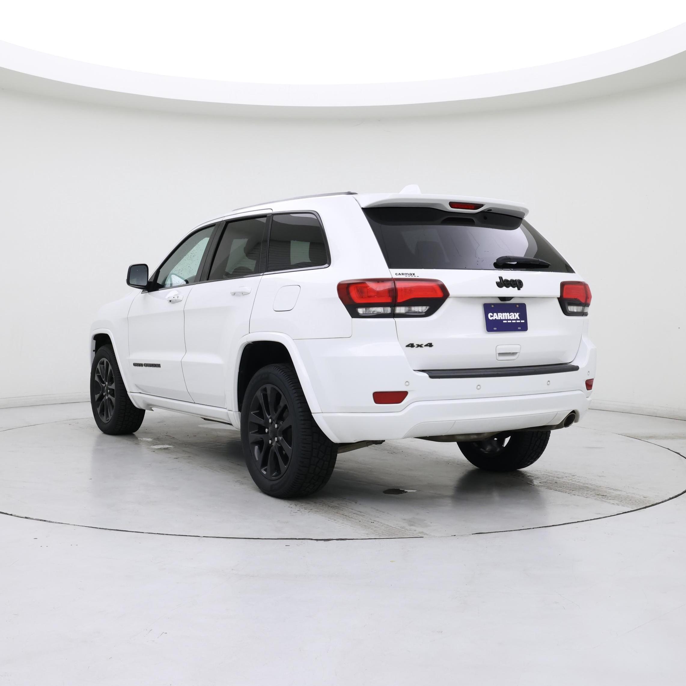 Thumbnail: 2019 Jeep Grand Cherokee - 2