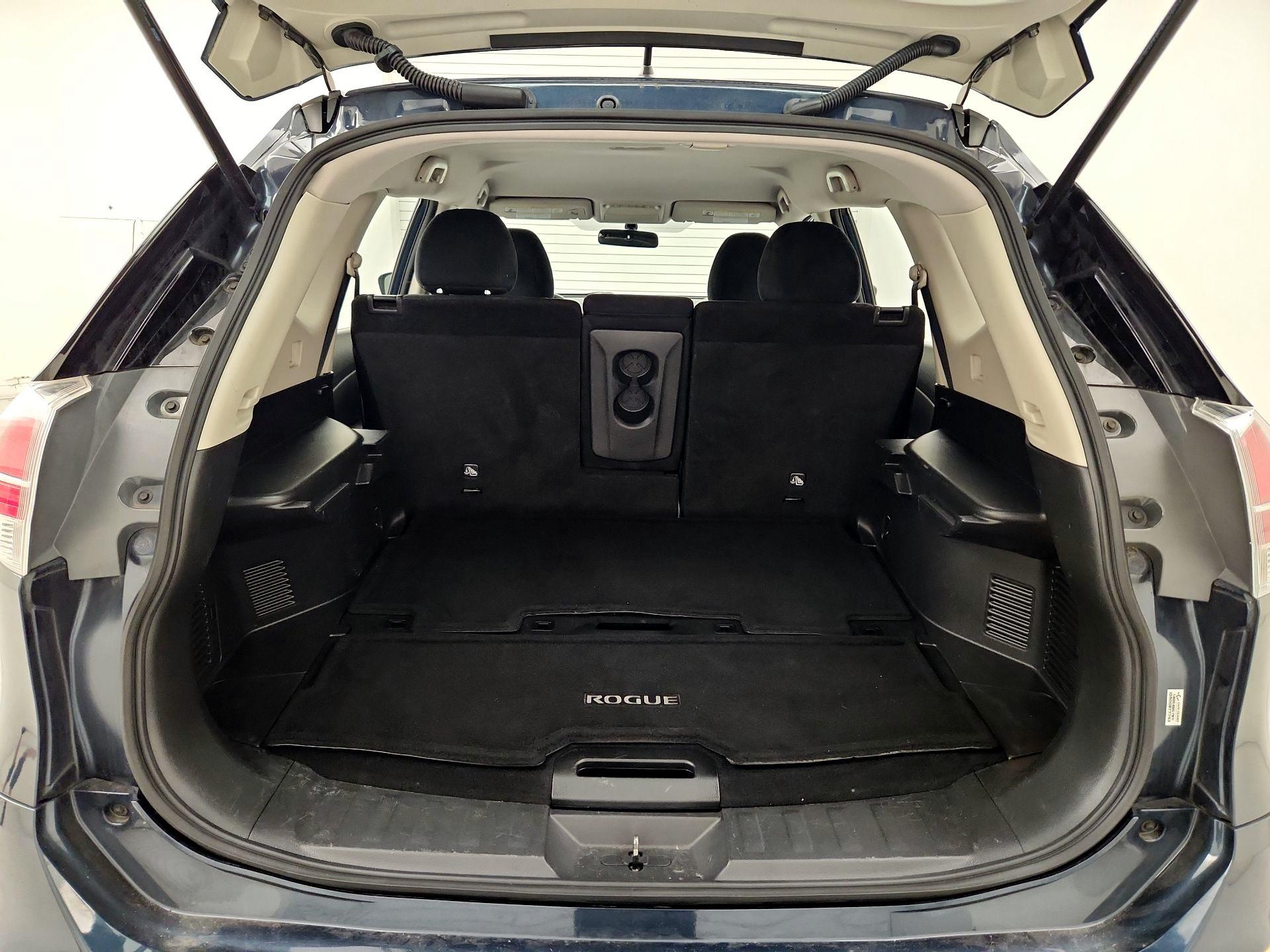 Thumbnail: 2016 Nissan Rogue - 20