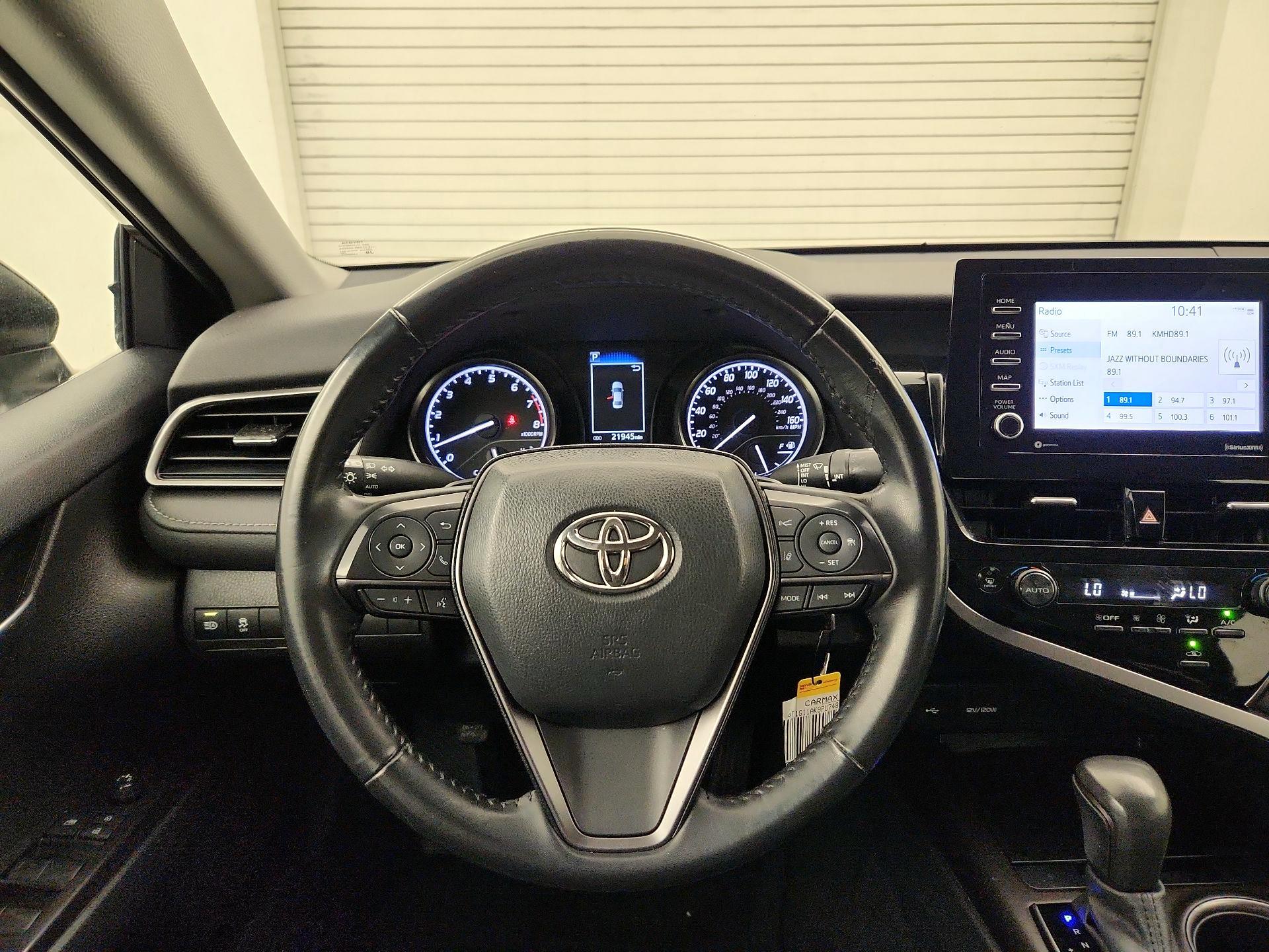Thumbnail: 2023 Toyota Camry - 10