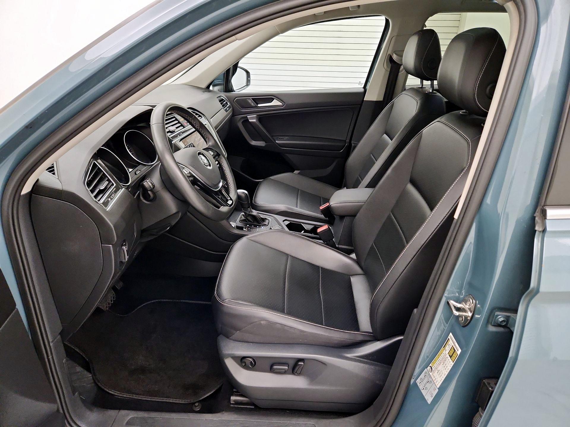 Thumbnail: 2021 Volkswagen Tiguan - 11