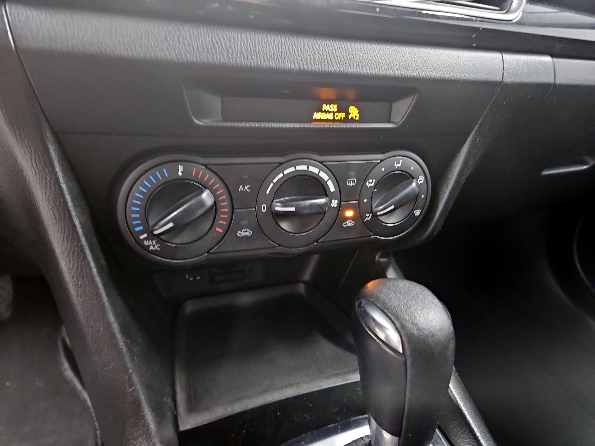 Thumbnail: 2015 Mazda Mazda3 - 15