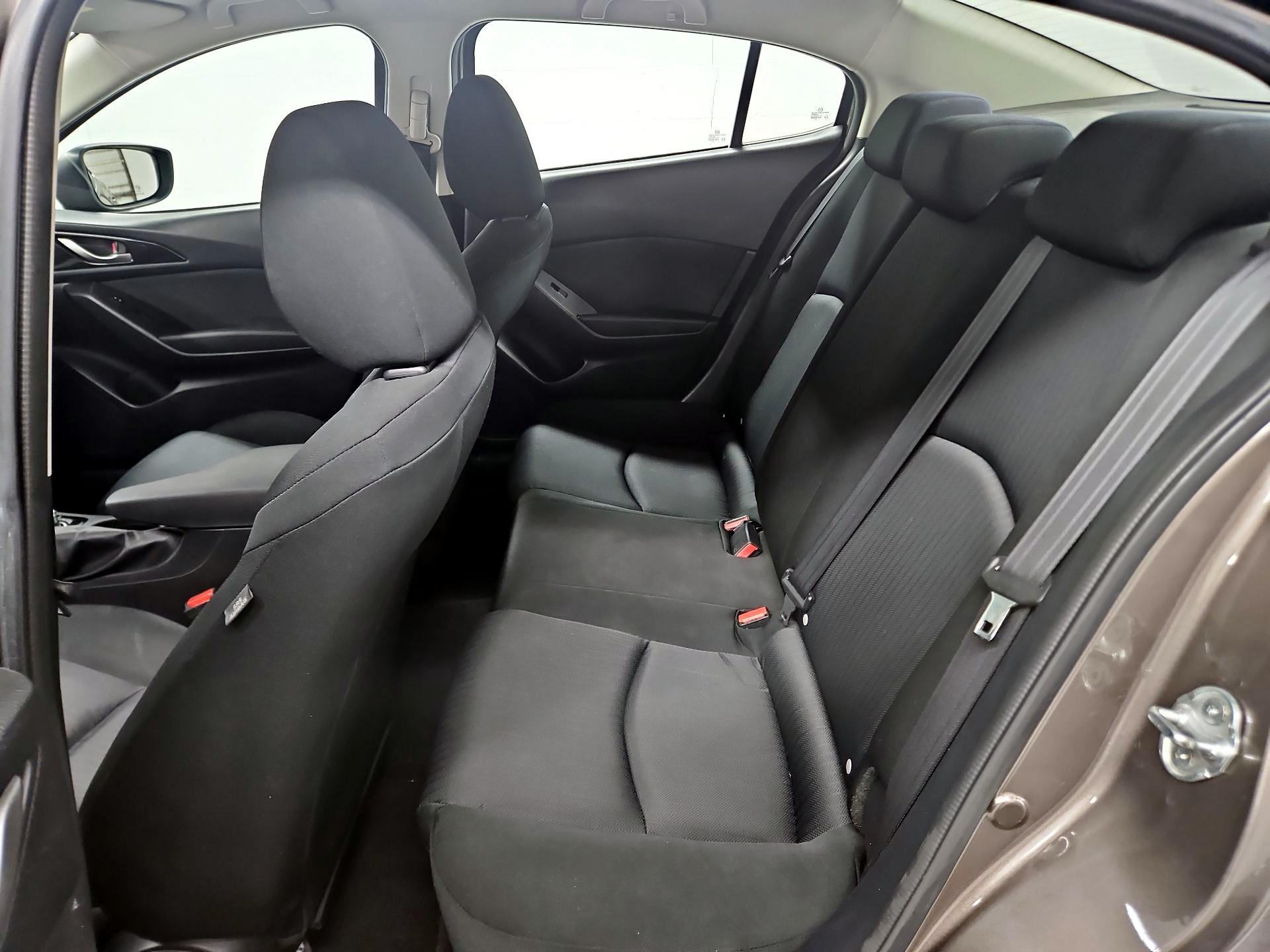 Thumbnail: 2015 Mazda Mazda3 - 18