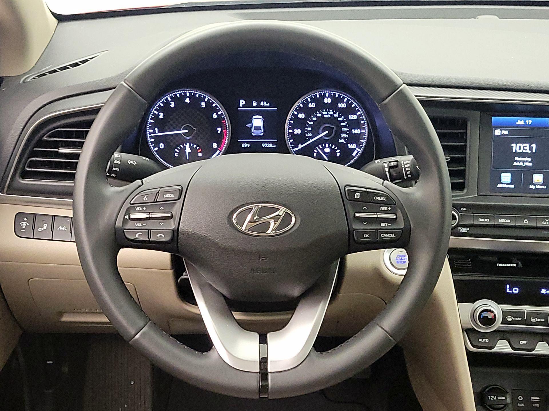 Thumbnail: 2020 Hyundai Elantra - 10