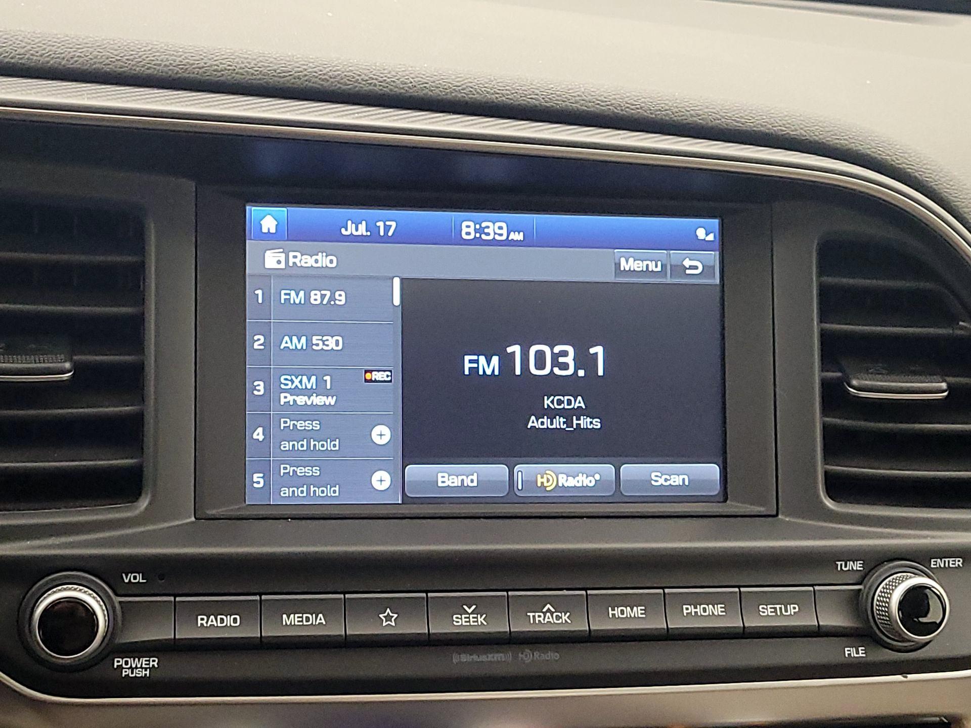 Thumbnail: 2020 Hyundai Elantra - 15