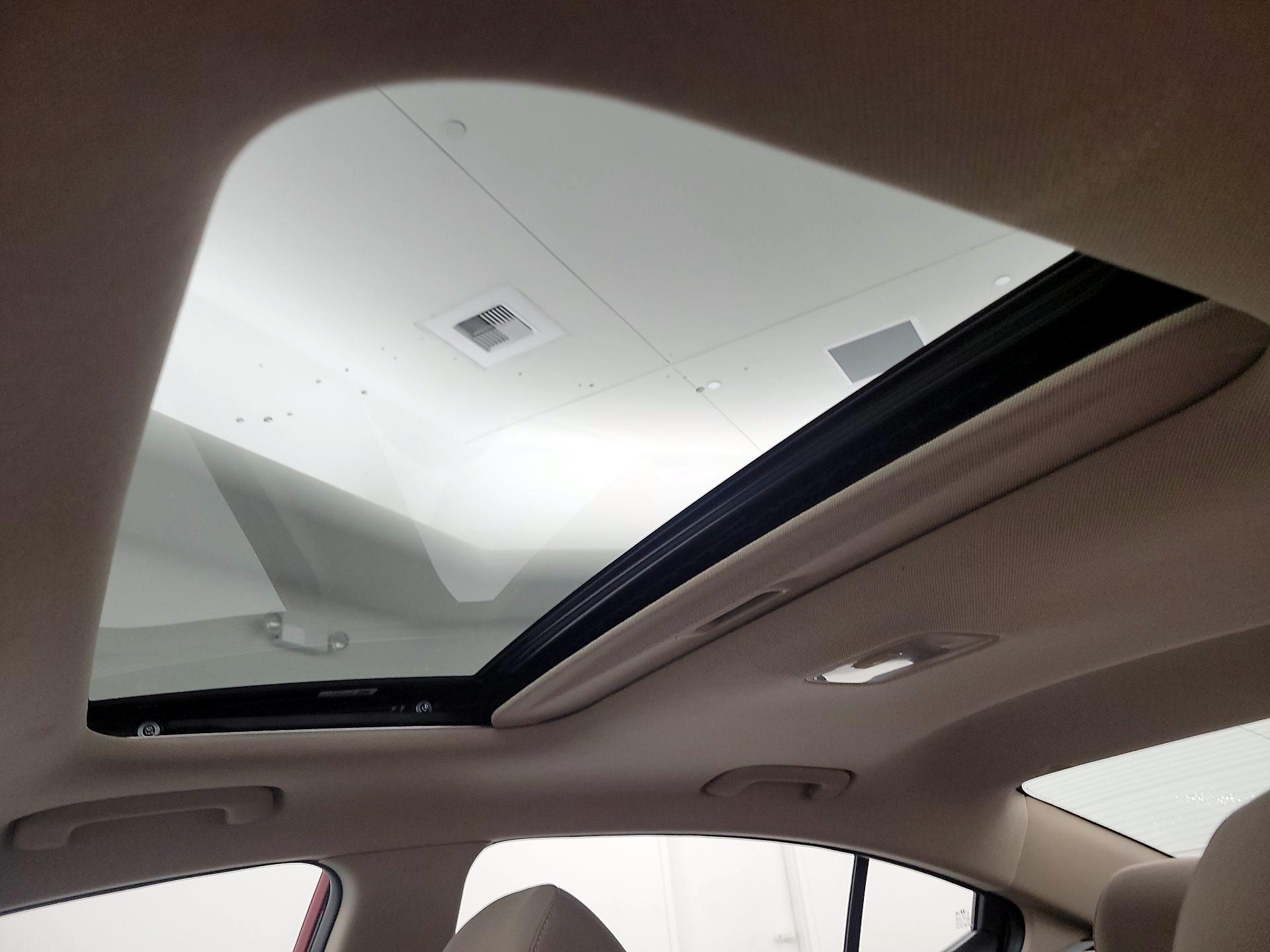 Thumbnail: 2020 Hyundai Elantra - 19