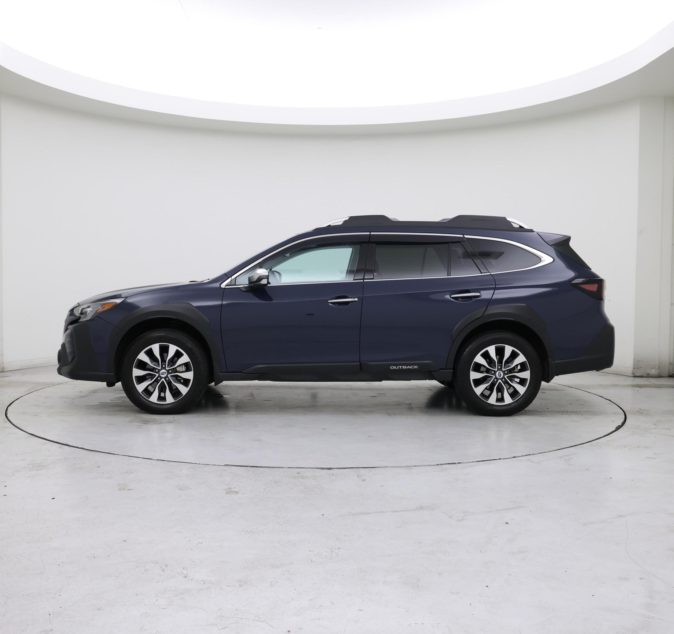 Thumbnail: 2023 Subaru Outback - 3
