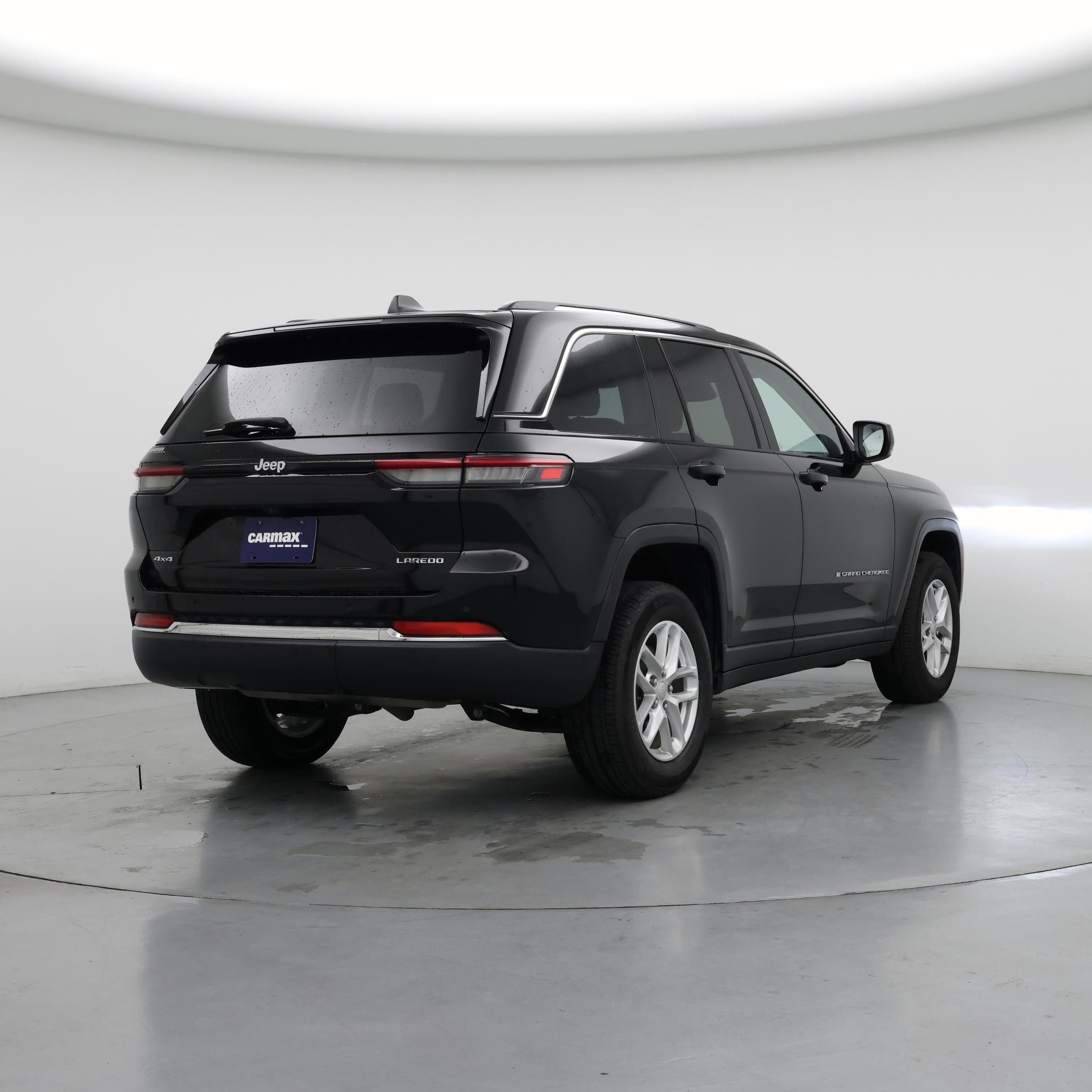 Thumbnail: 2023 Jeep Grand Cherokee - 8