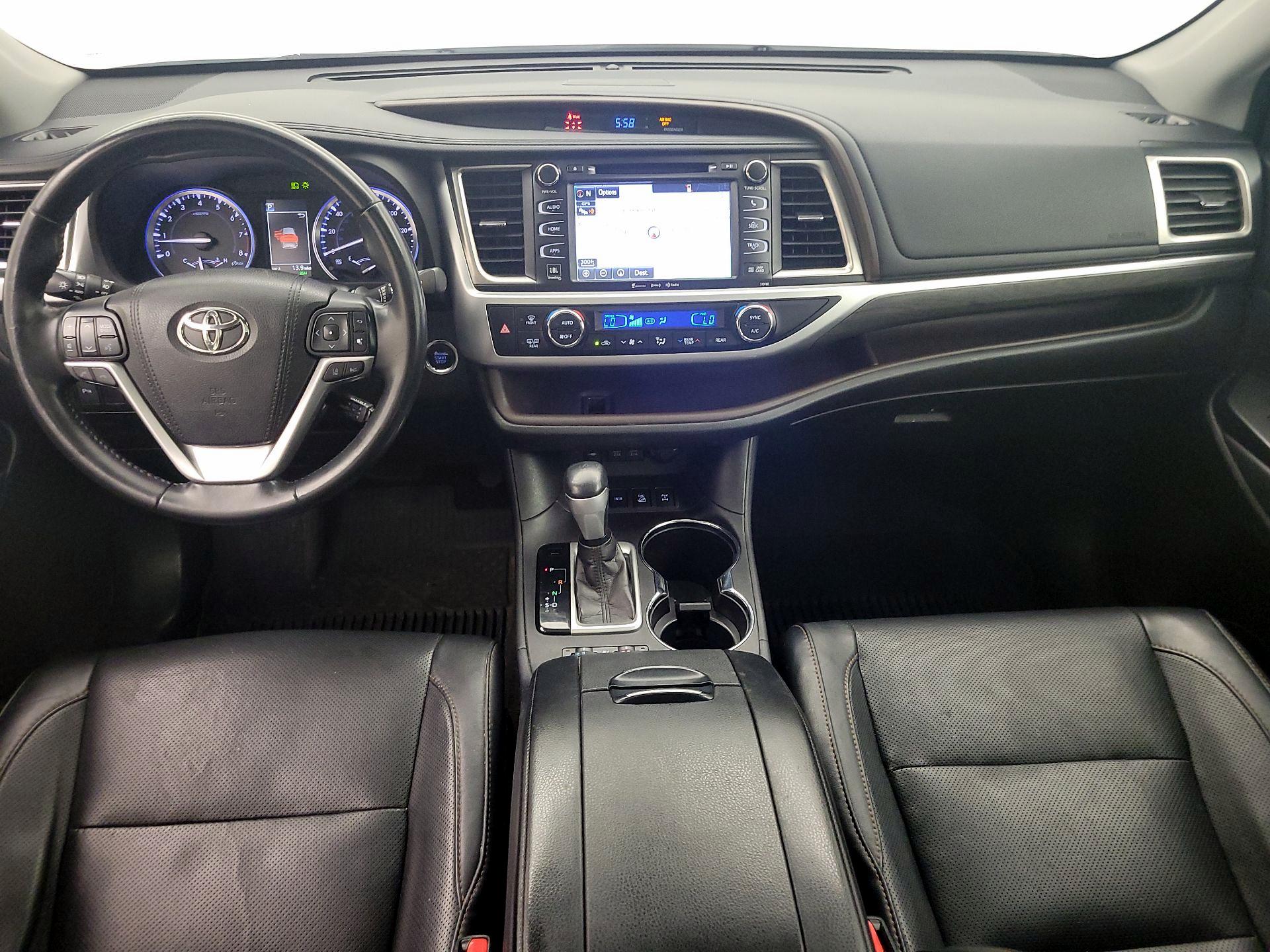 Thumbnail: 2018 Toyota Highlander - 9