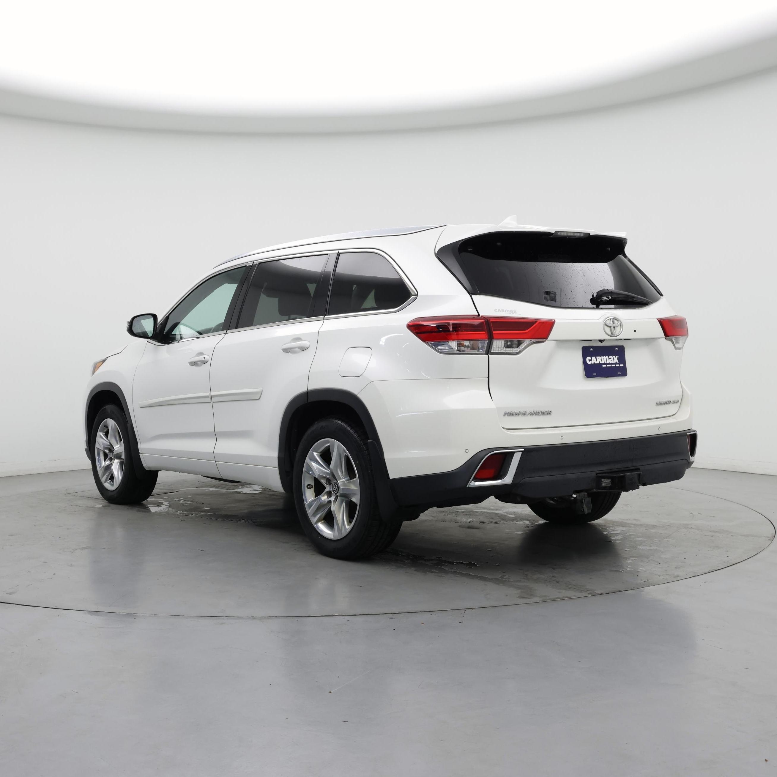 Thumbnail: 2018 Toyota Highlander - 2