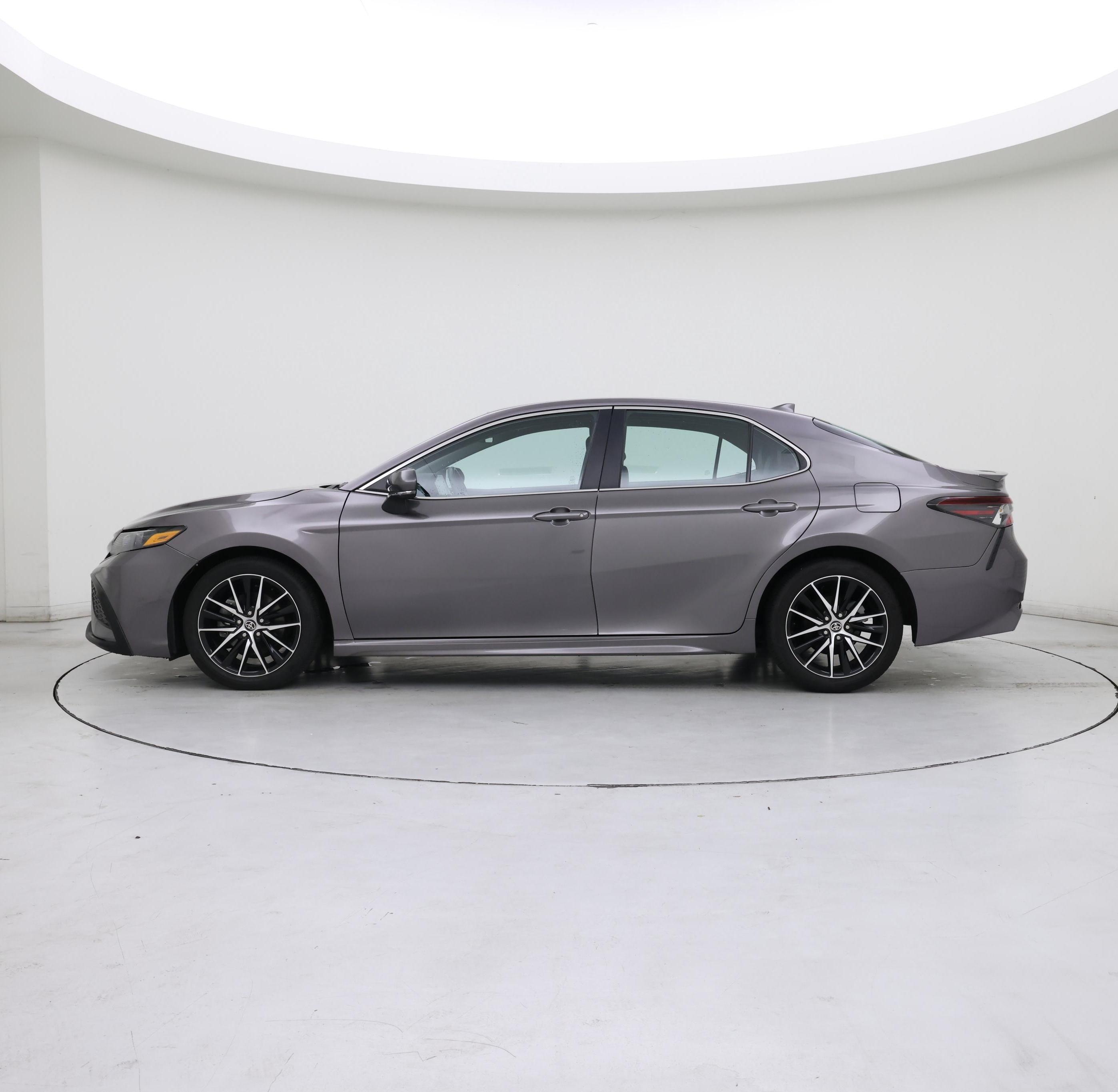 Thumbnail: 2023 Toyota Camry - 3