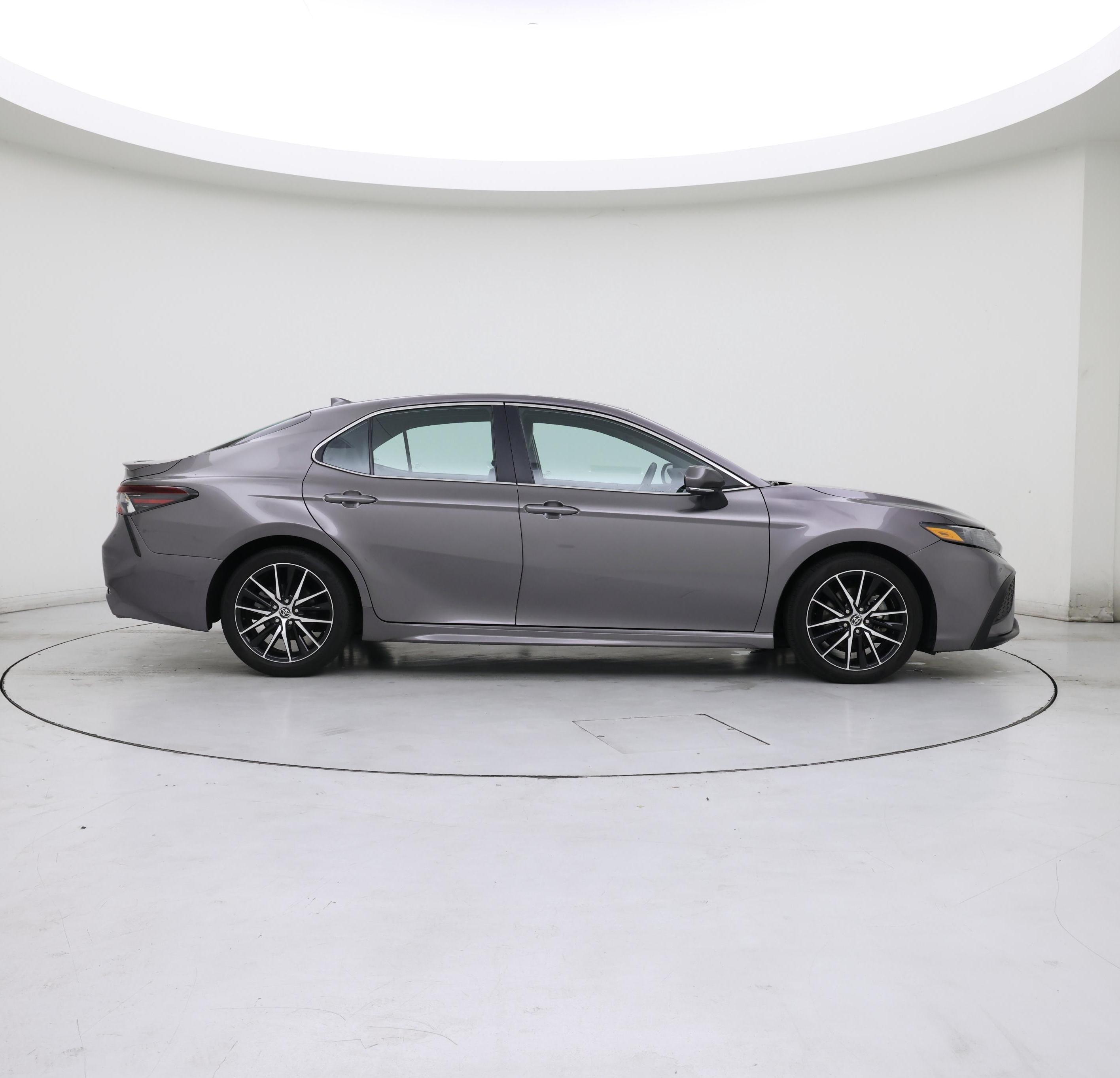 Thumbnail: 2023 Toyota Camry - 7