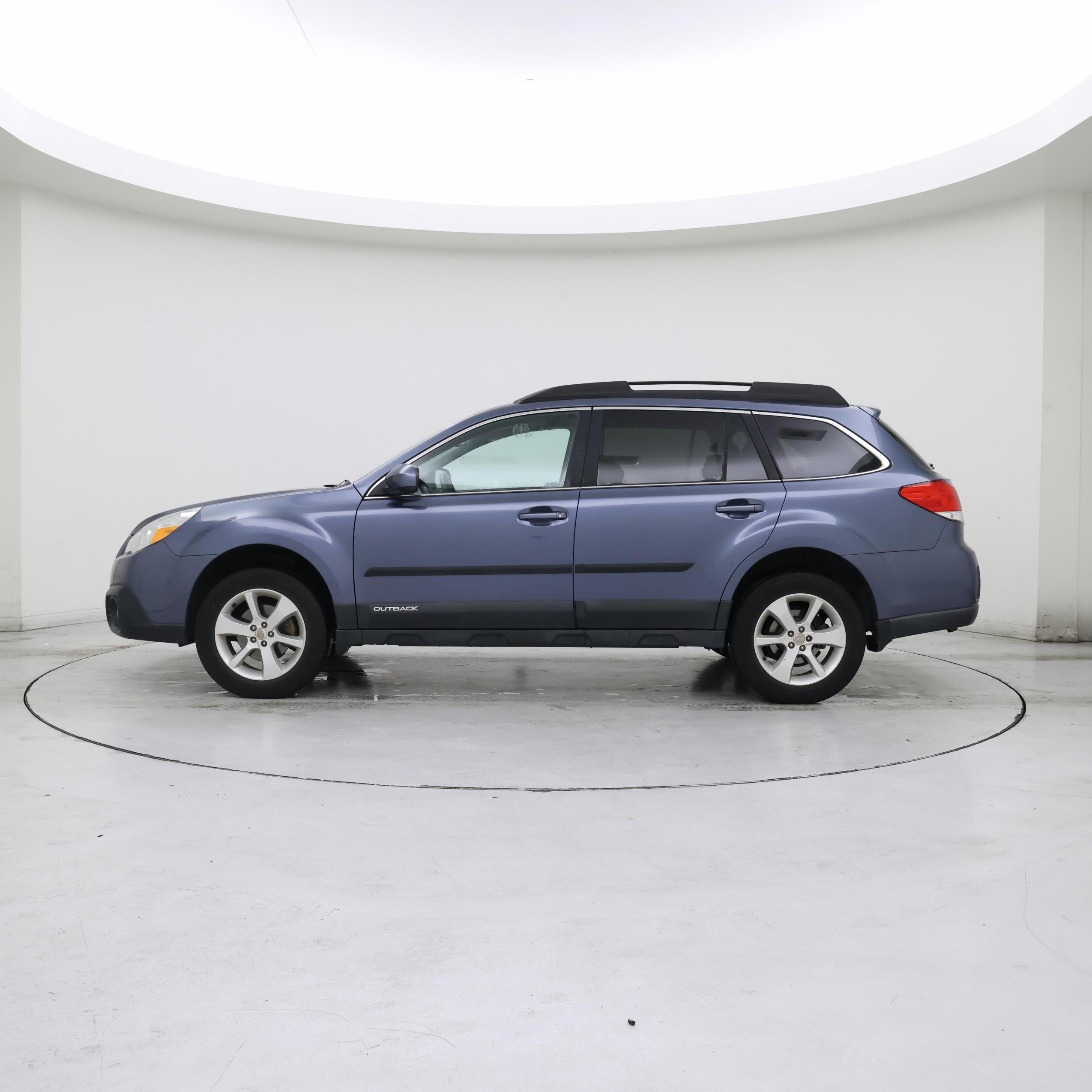 Thumbnail: 2014 Subaru Outback - 3