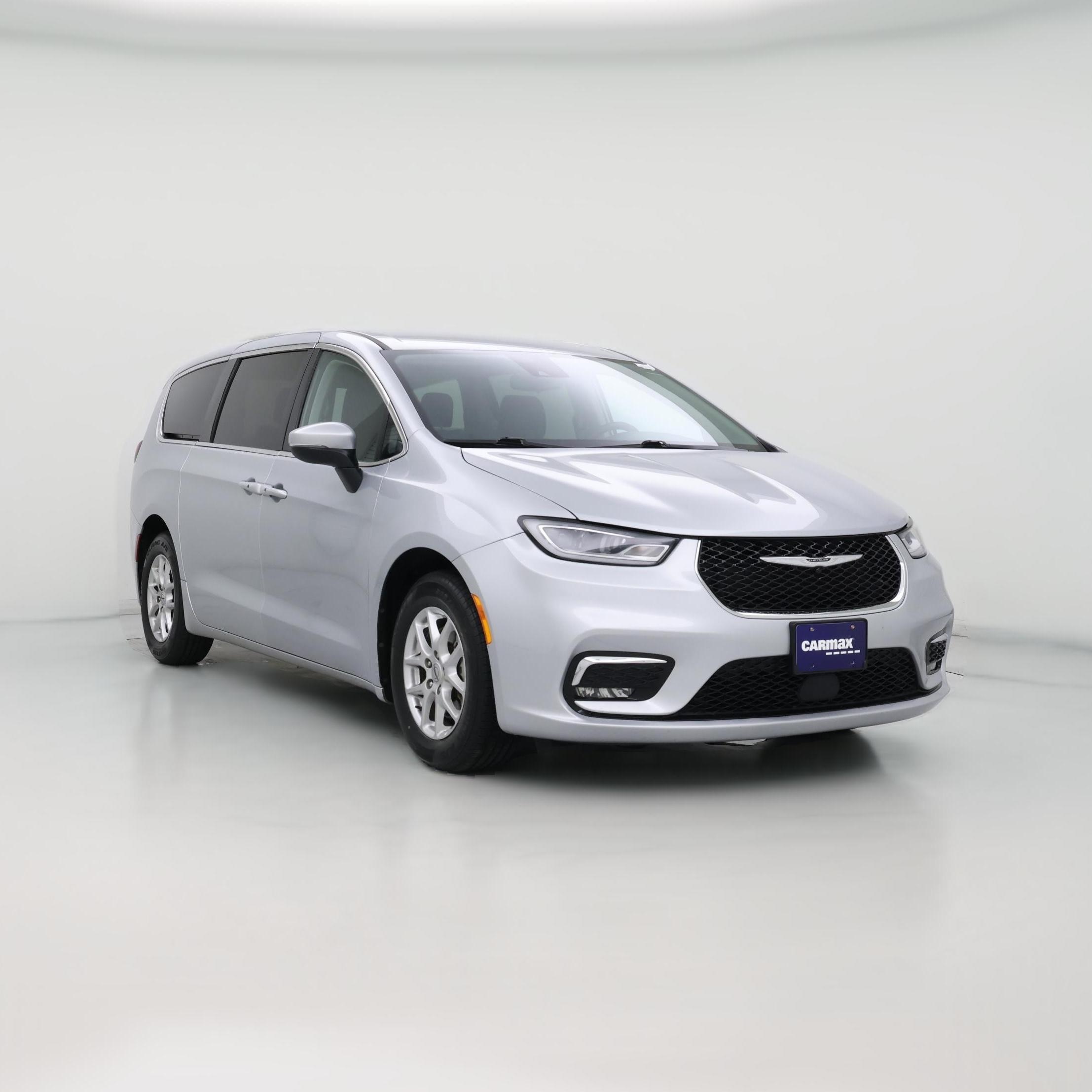Thumbnail: 2023 Chrysler Pacifica - 1