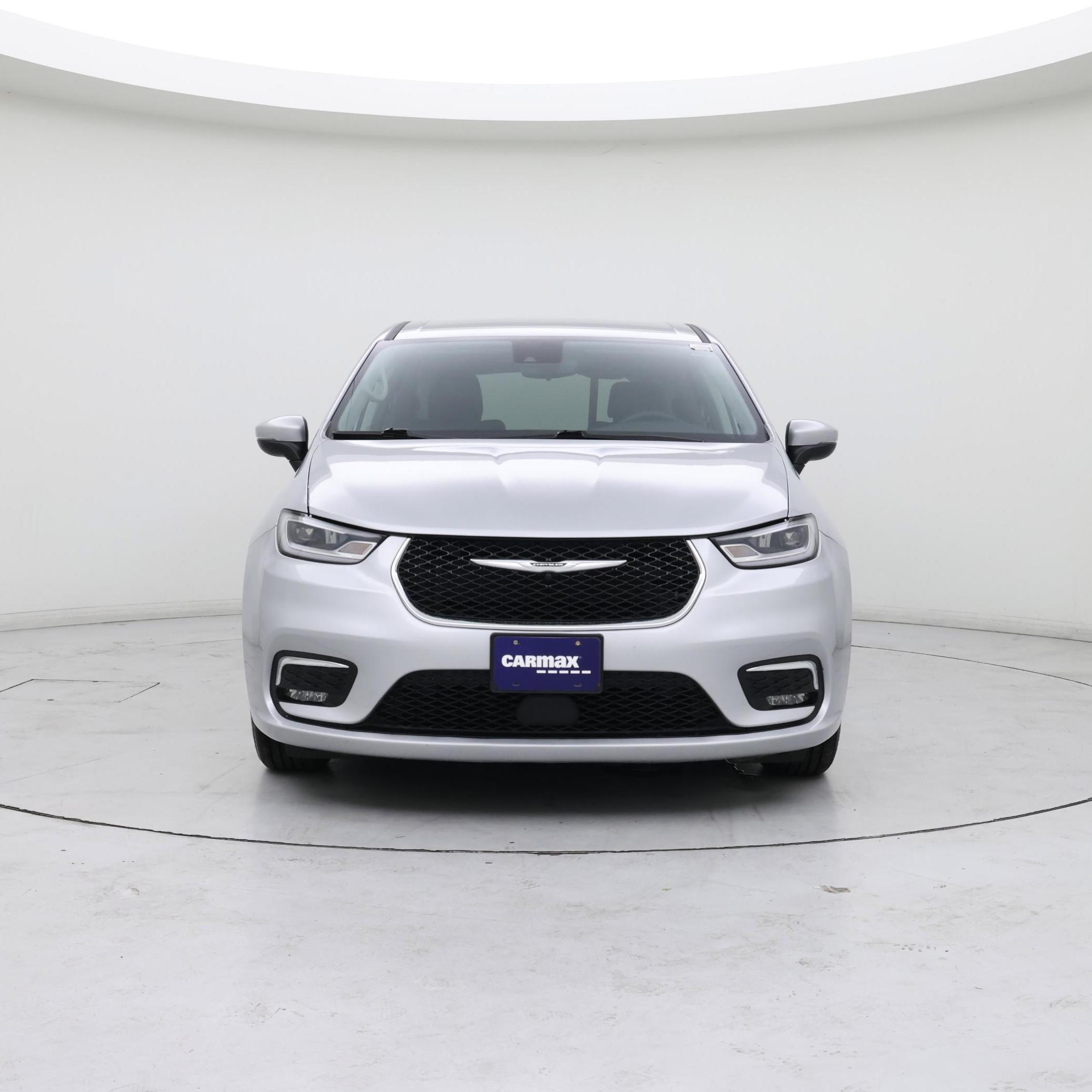 Thumbnail: 2023 Chrysler Pacifica - 5
