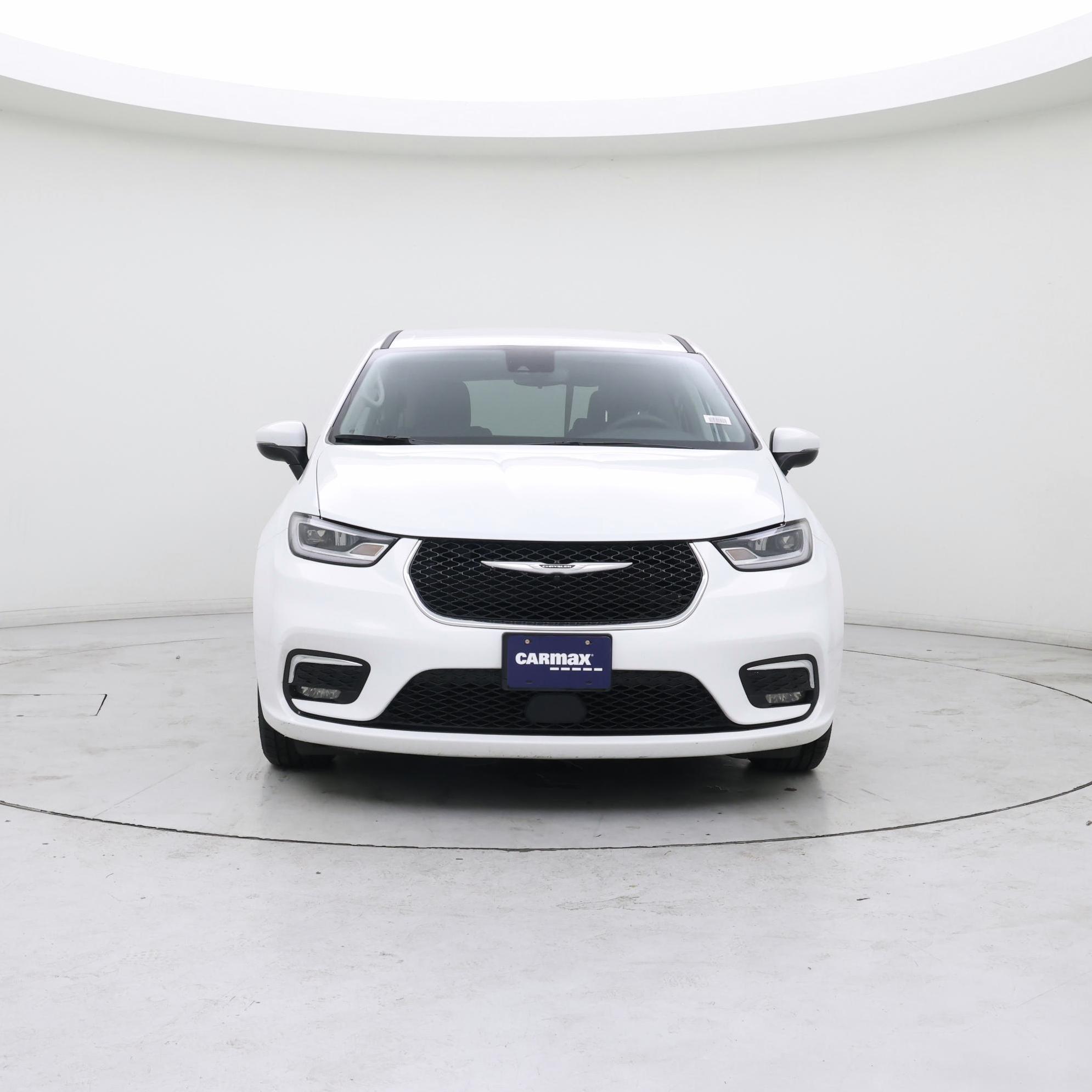 Thumbnail: 2023 Chrysler Pacifica - 5