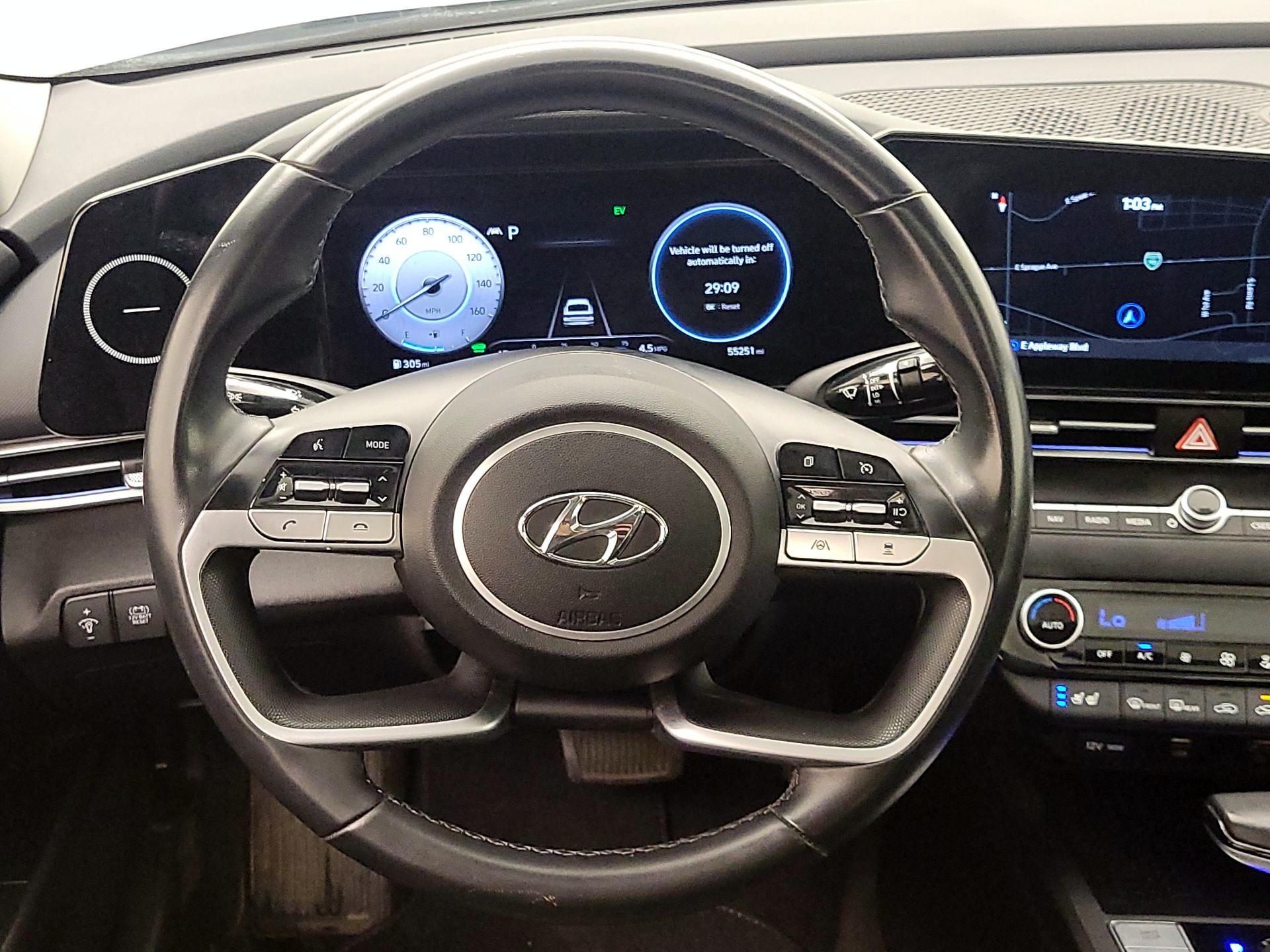 Thumbnail: 2022 Hyundai Elantra - 10