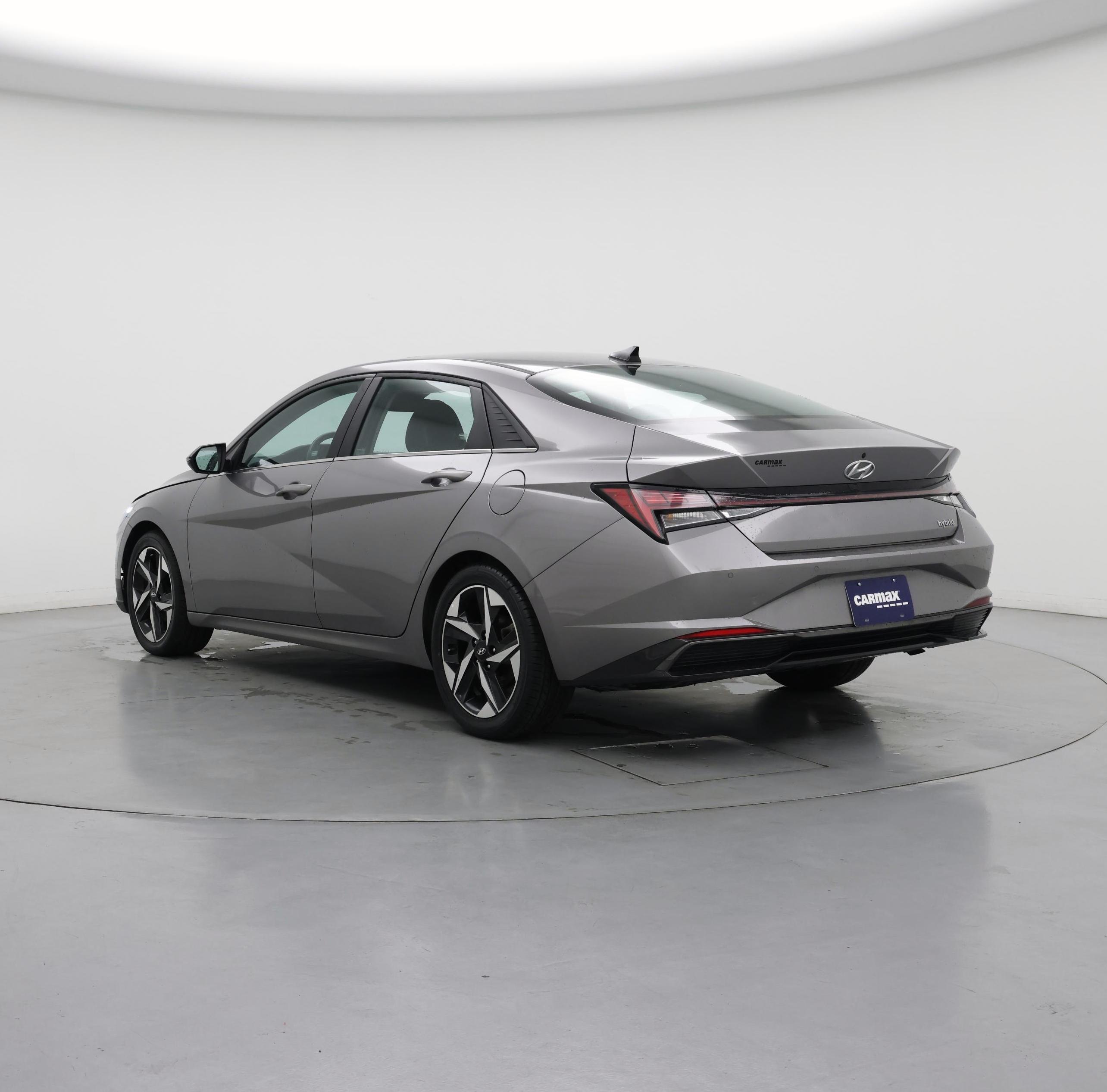 Thumbnail: 2022 Hyundai Elantra - 2