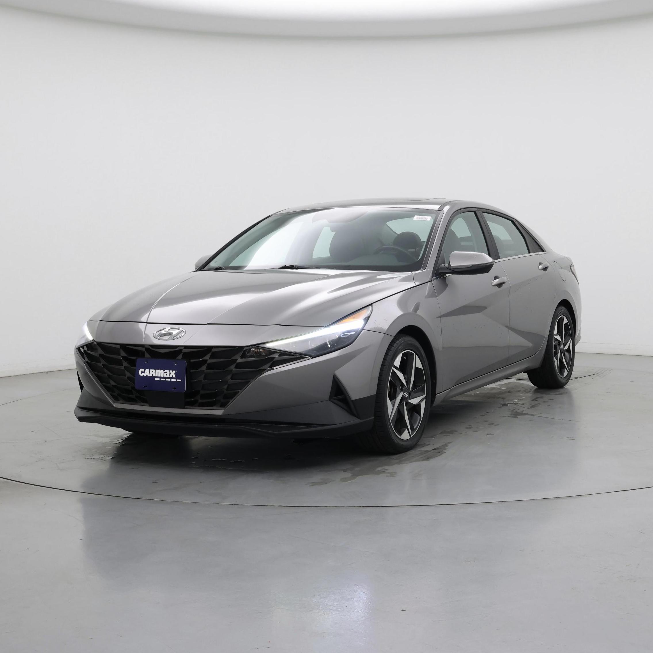 Thumbnail: 2022 Hyundai Elantra - 4