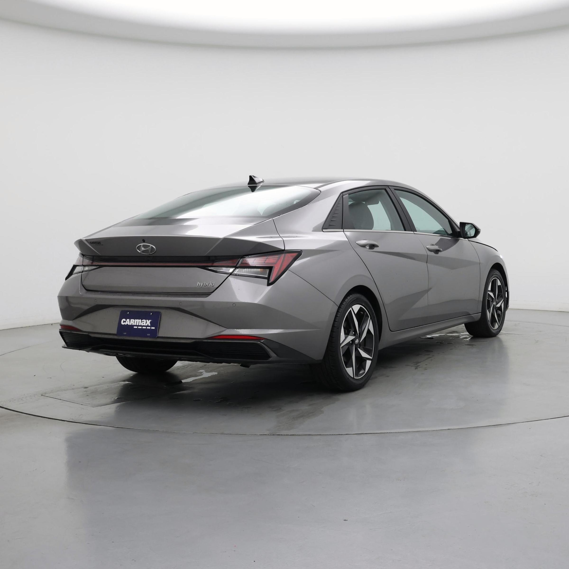 Thumbnail: 2022 Hyundai Elantra - 8
