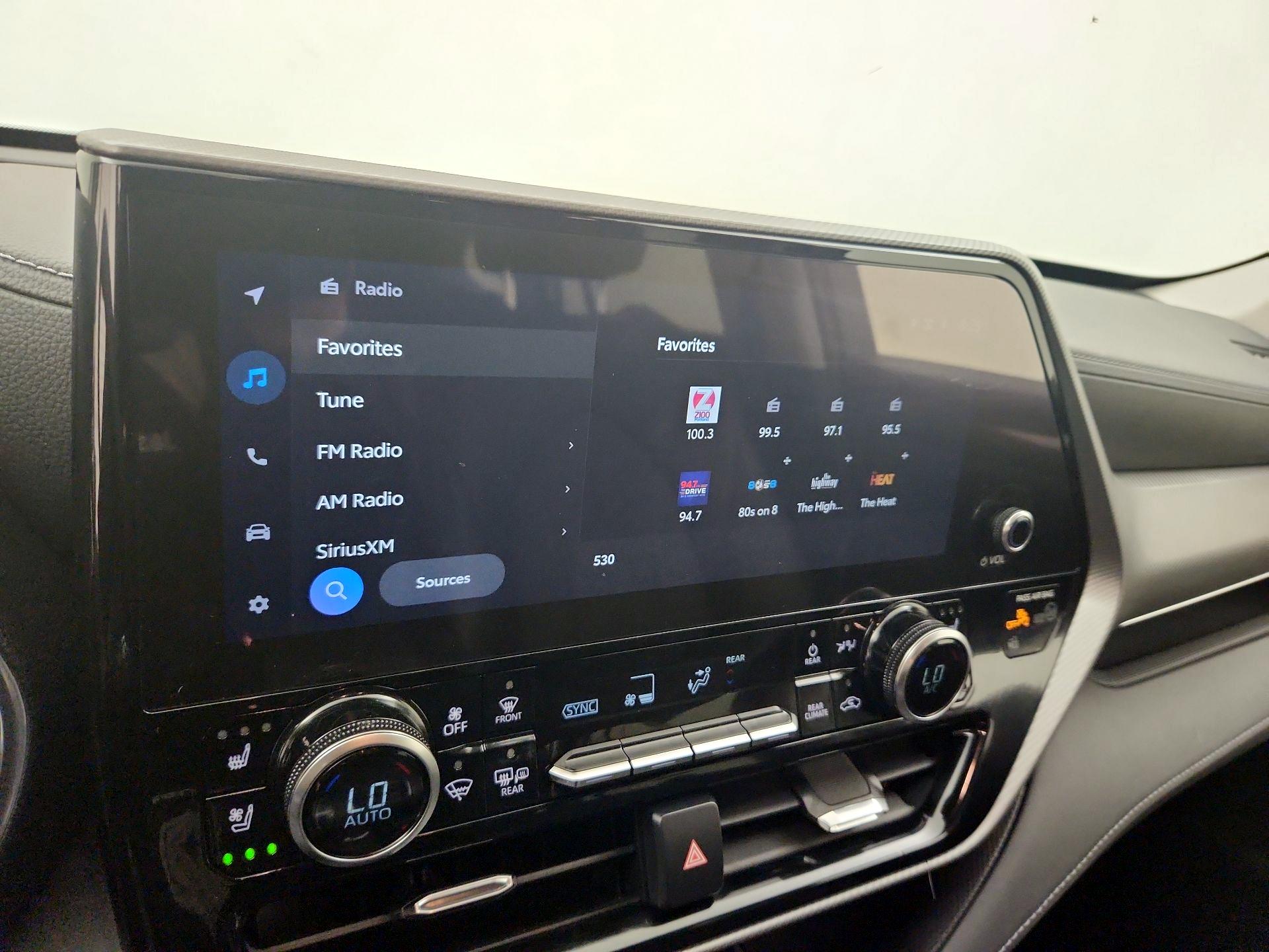 Thumbnail: 2023 Toyota Highlander - 15