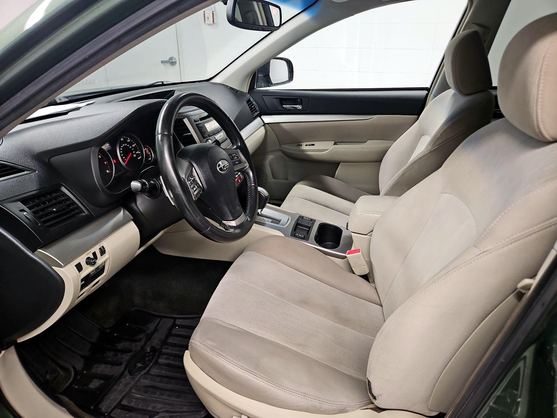 Thumbnail: 2013 Subaru Outback - 11