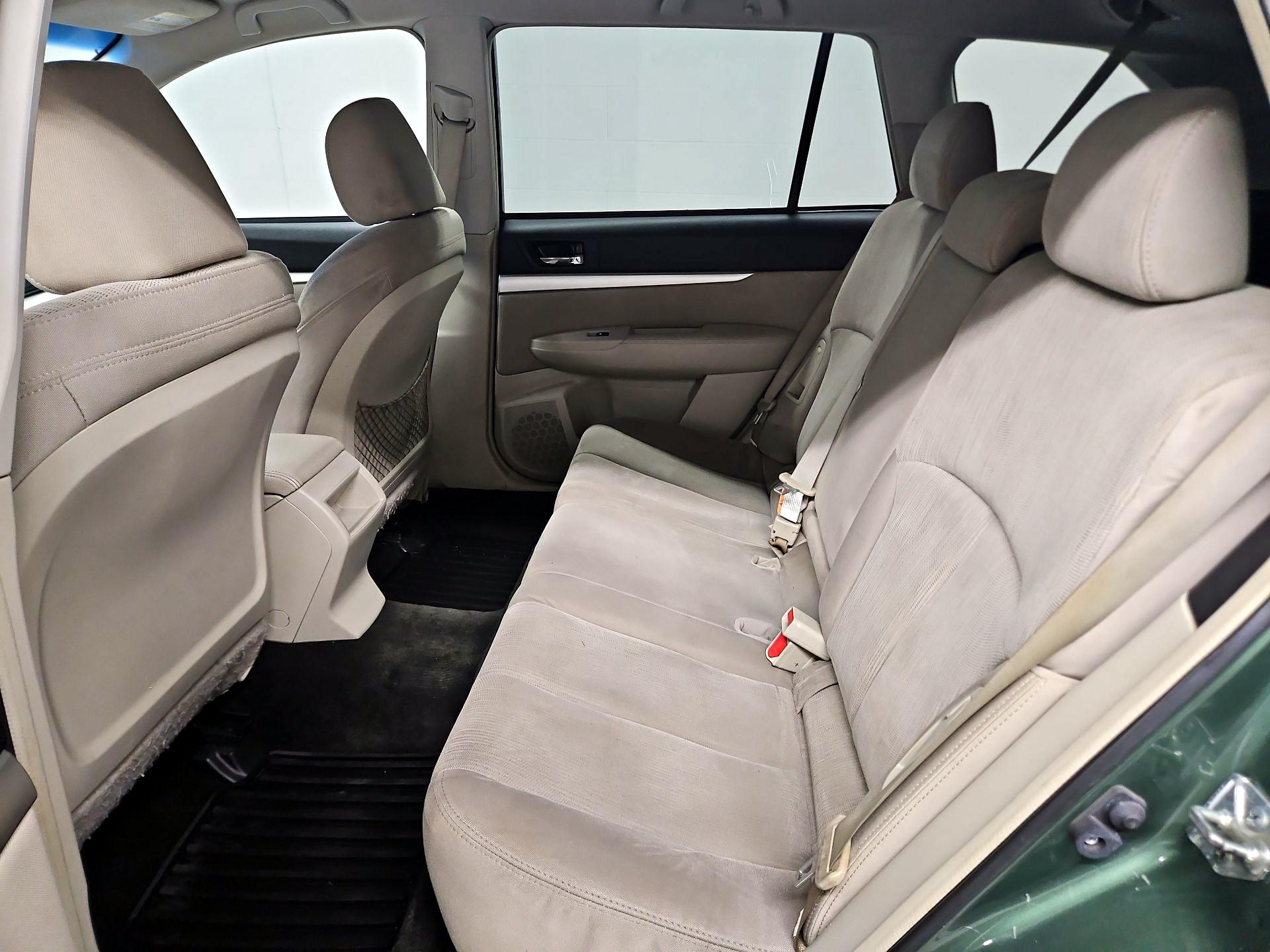 Thumbnail: 2013 Subaru Outback - 18