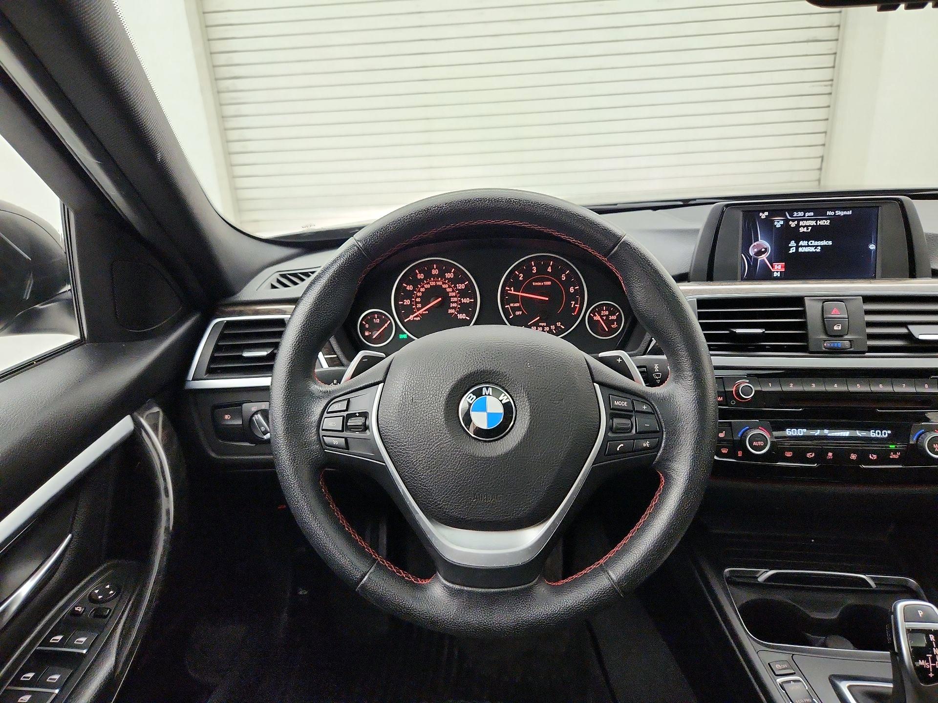 Thumbnail: 2016 BMW 3 Series - 10